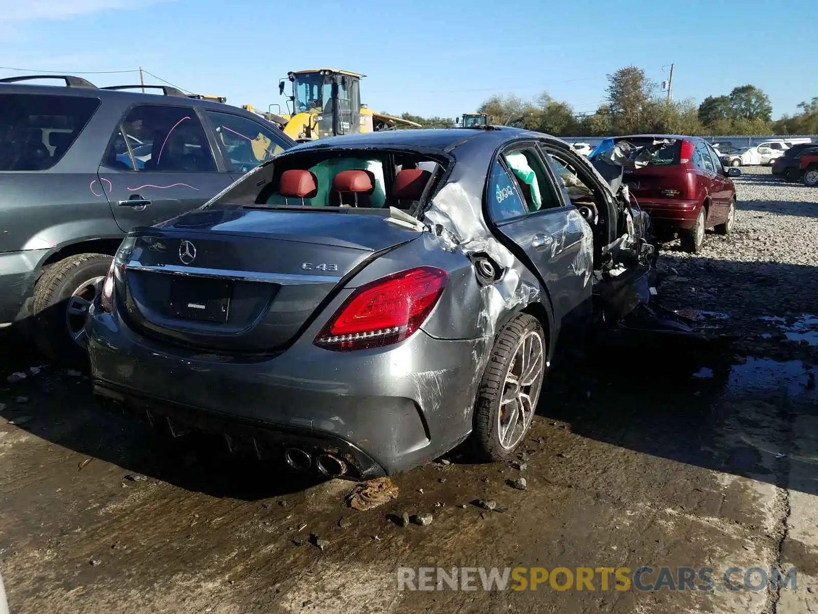 4 Photograph of a damaged car 55SWF6EB4LU332971 MERCEDES-BENZ C CLASS 2020