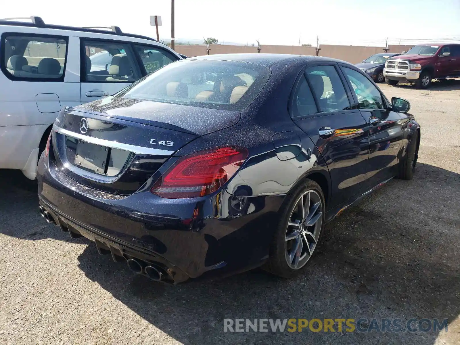 4 Photograph of a damaged car 55SWF6EB5LU330467 MERCEDES-BENZ C-CLASS 2020