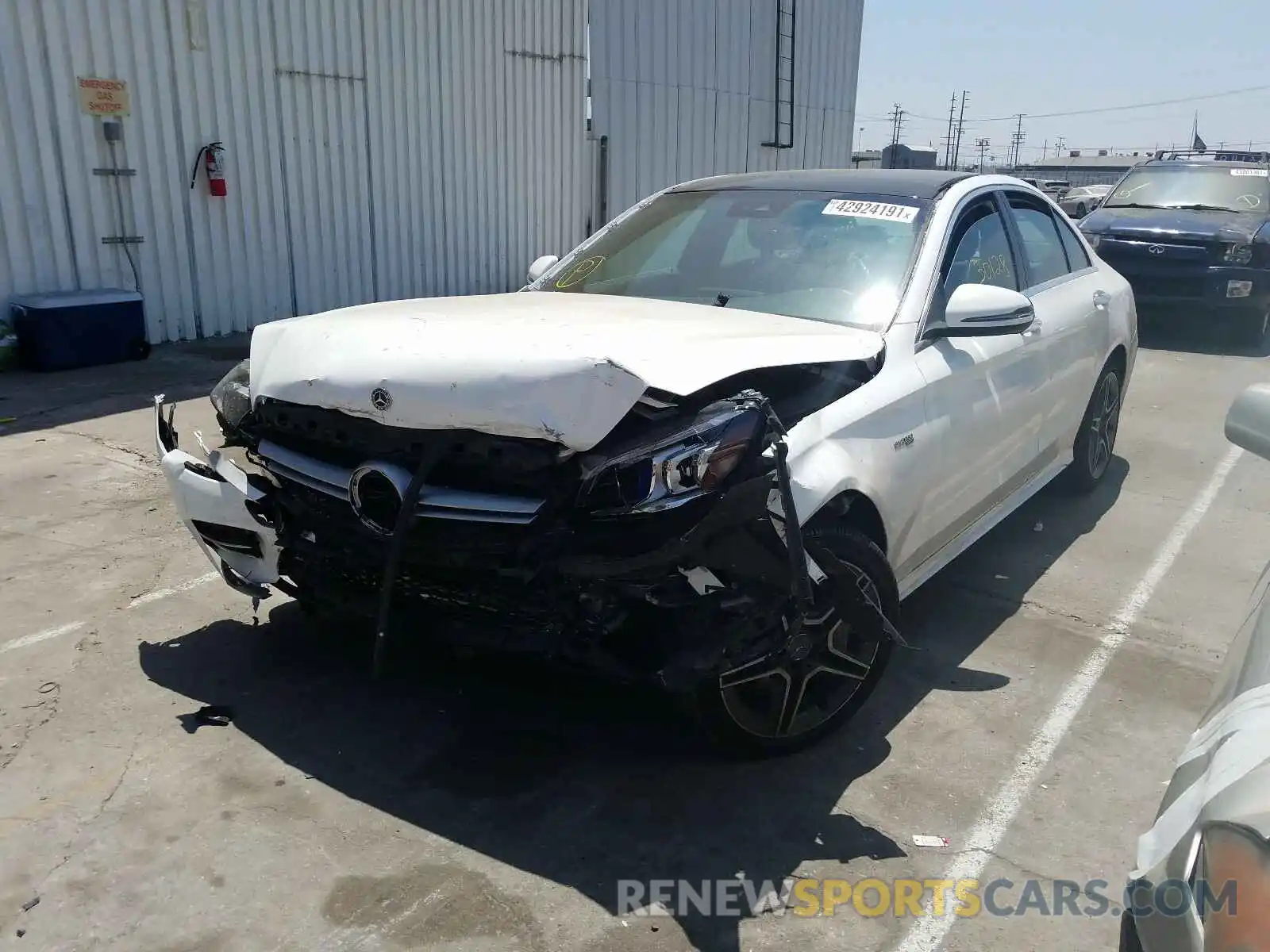 2 Photograph of a damaged car 55SWF6EB5LU331764 MERCEDES-BENZ C CLASS 2020