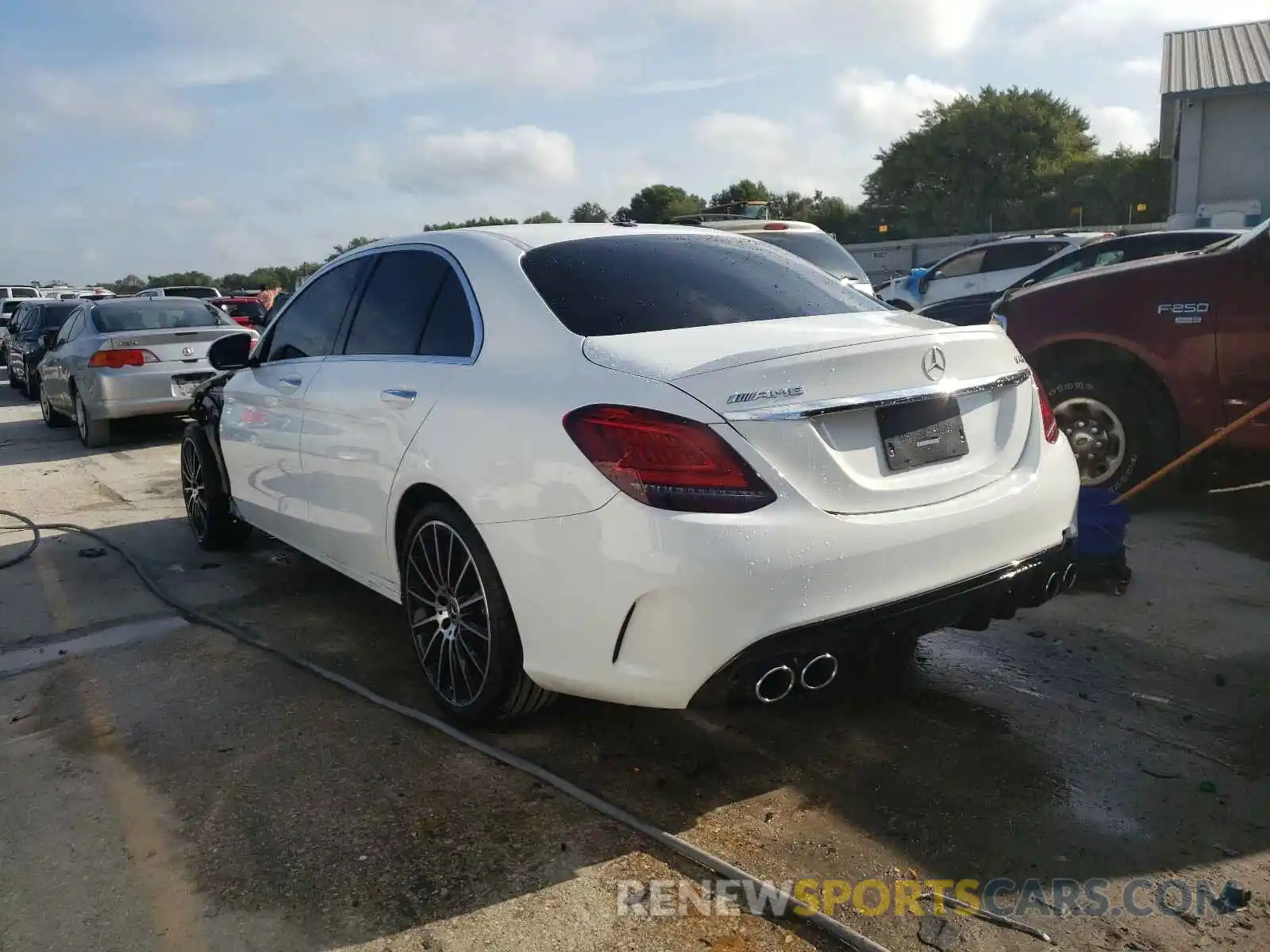 3 Photograph of a damaged car 55SWF6EB5LU333353 MERCEDES-BENZ C CLASS 2020