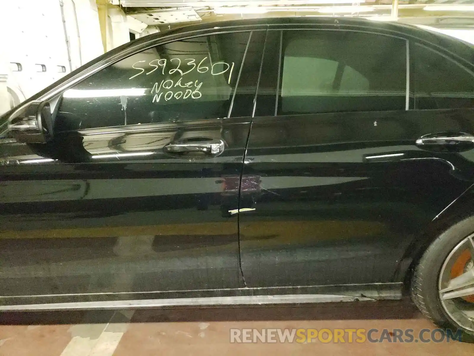 9 Photograph of a damaged car 55SWF6EB7LU330860 MERCEDES-BENZ C-CLASS 2020