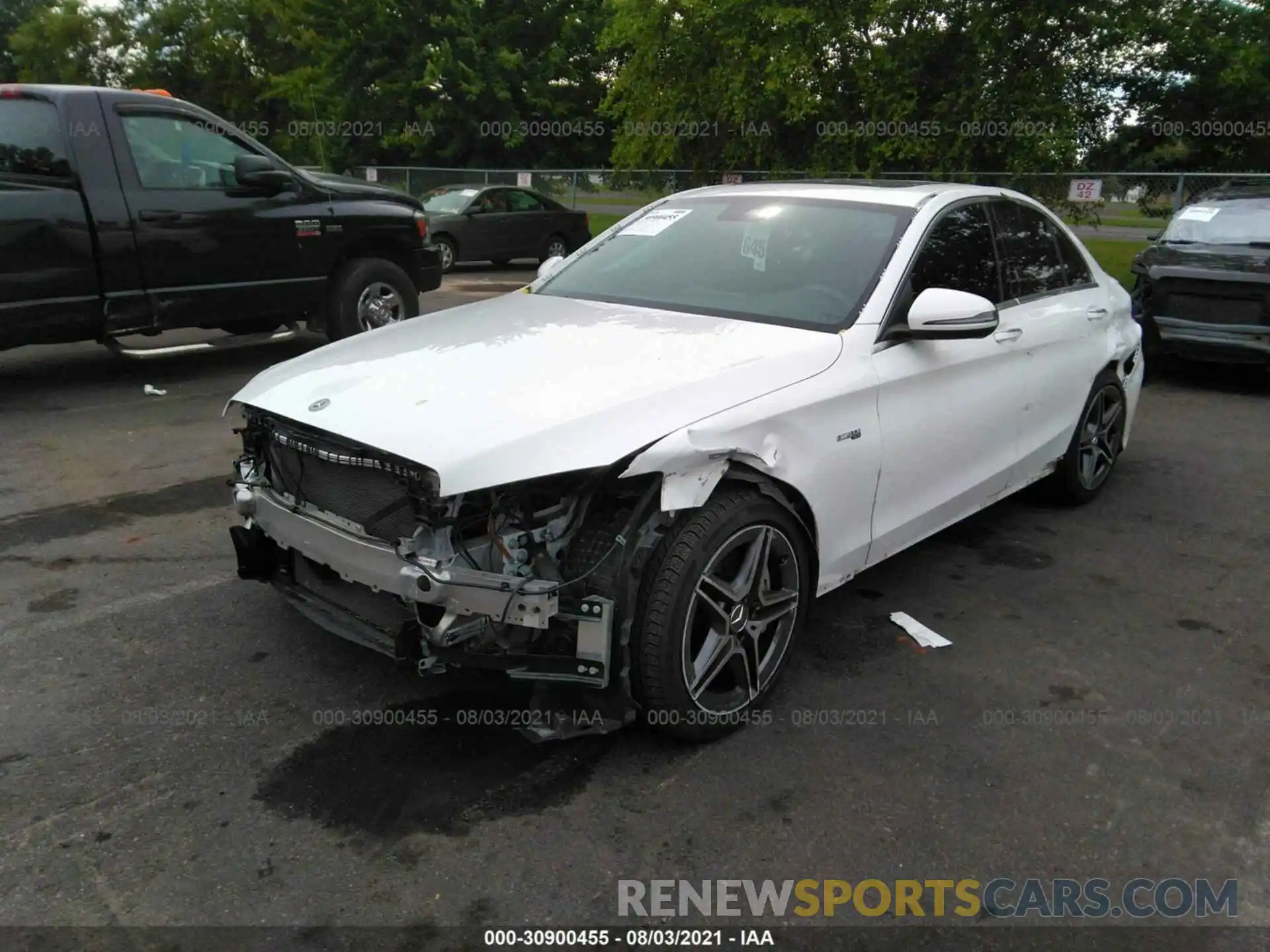 2 Photograph of a damaged car 55SWF6EB9LU330424 MERCEDES-BENZ C-CLASS 2020