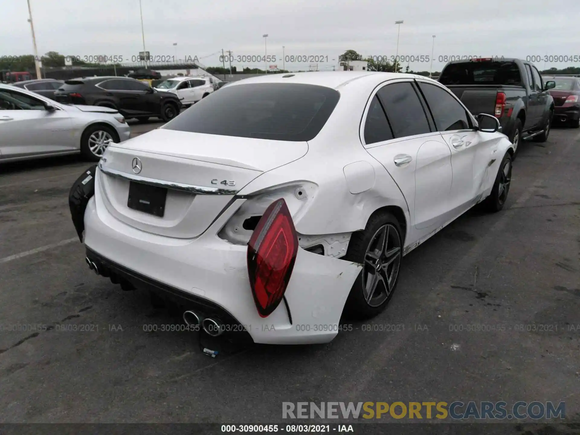 4 Photograph of a damaged car 55SWF6EB9LU330424 MERCEDES-BENZ C-CLASS 2020