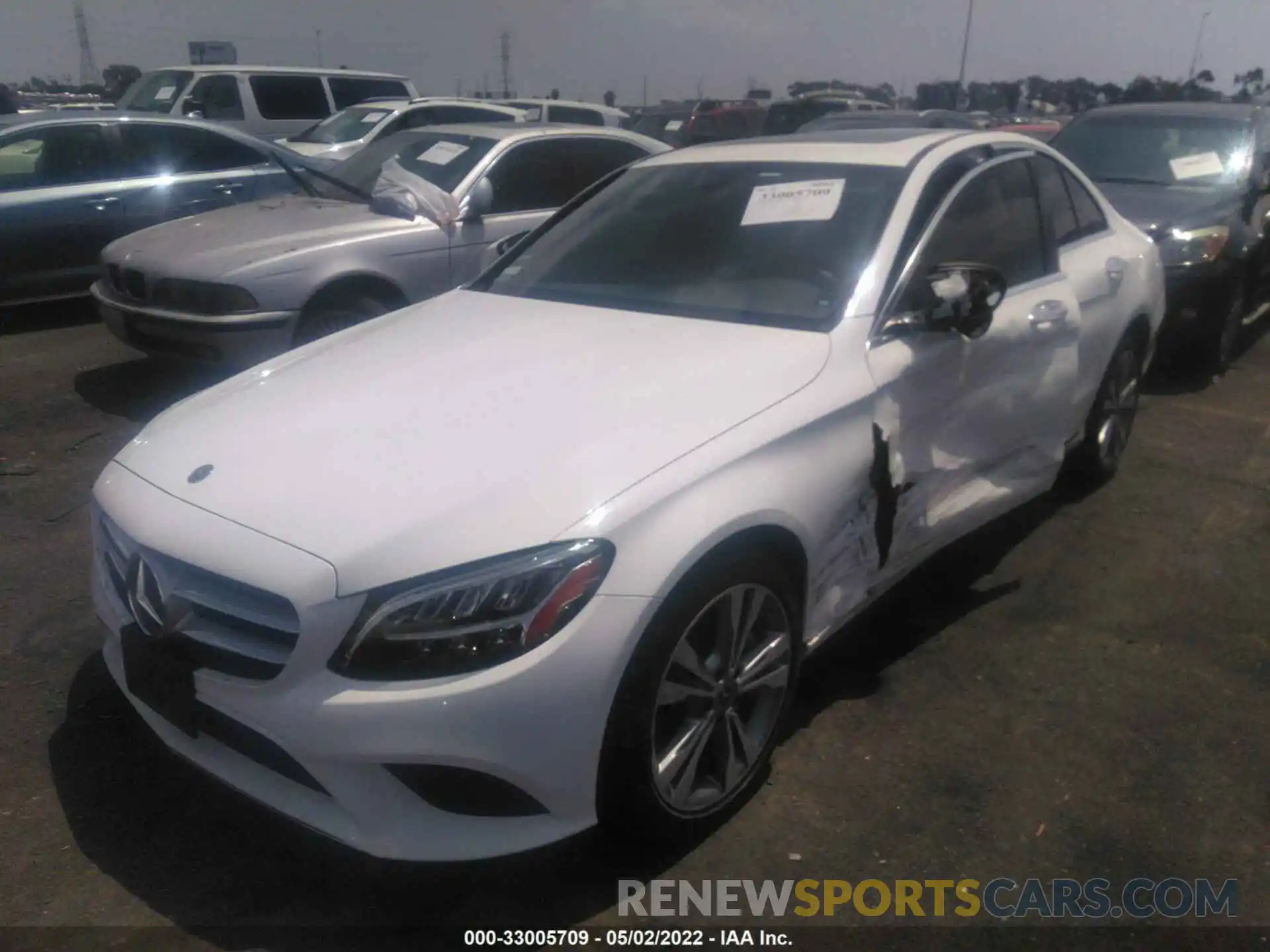 2 Photograph of a damaged car 55SWF8DB0LU324556 MERCEDES-BENZ C-CLASS 2020