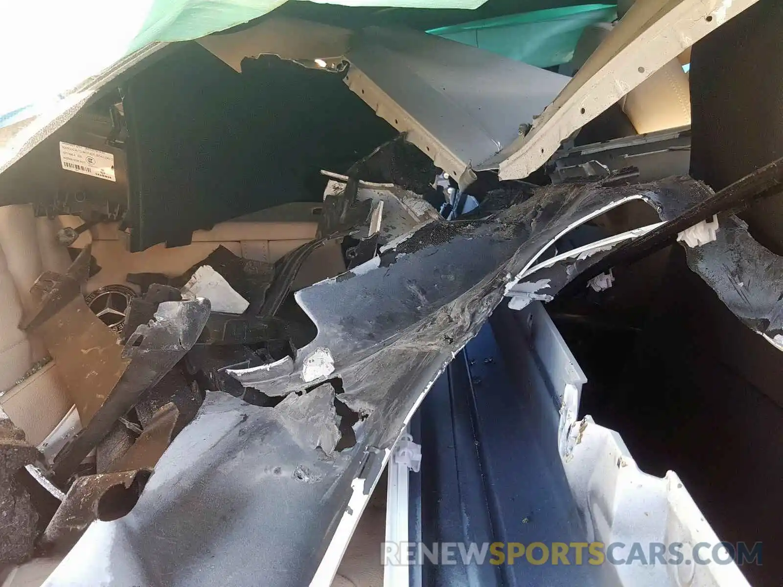 6 Photograph of a damaged car 55SWF8DB0LU326162 MERCEDES-BENZ C CLASS 2020
