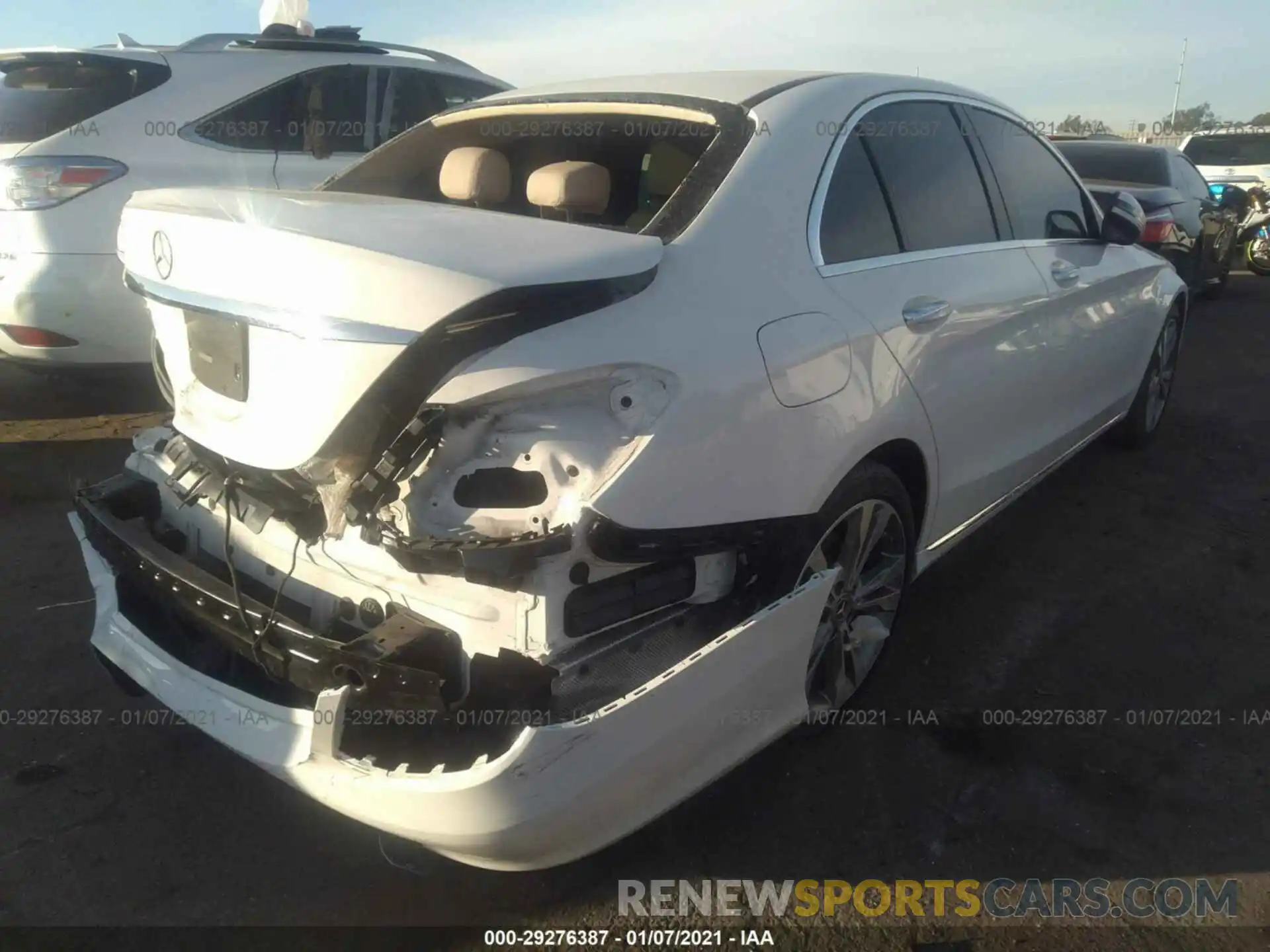 4 Photograph of a damaged car 55SWF8DB0LU328803 MERCEDES-BENZ C-CLASS 2020