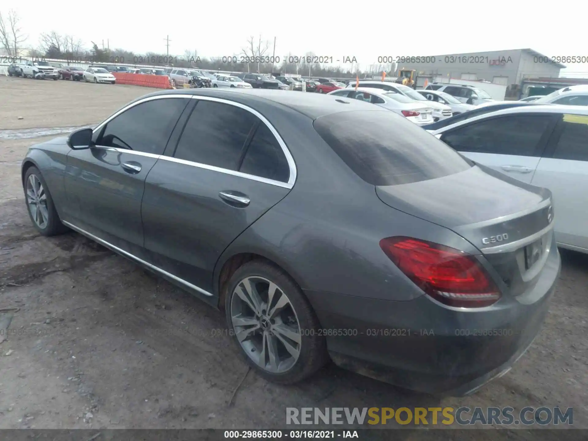 3 Фотография поврежденного автомобиля 55SWF8DB1LU324534 MERCEDES-BENZ C-CLASS 2020