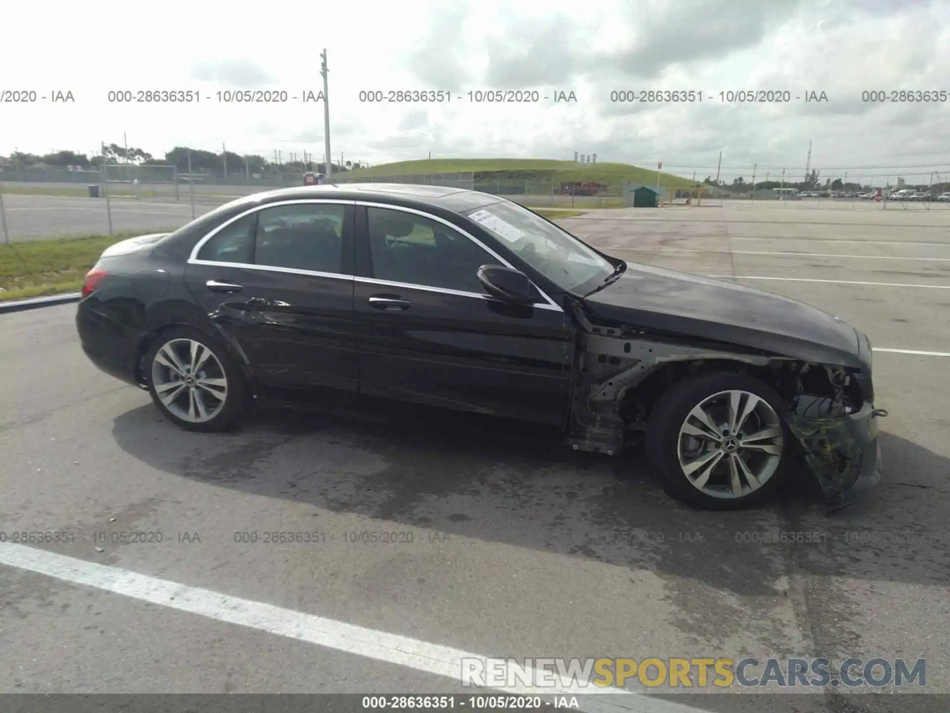 6 Photograph of a damaged car 55SWF8DB1LU324890 MERCEDES-BENZ C-CLASS 2020