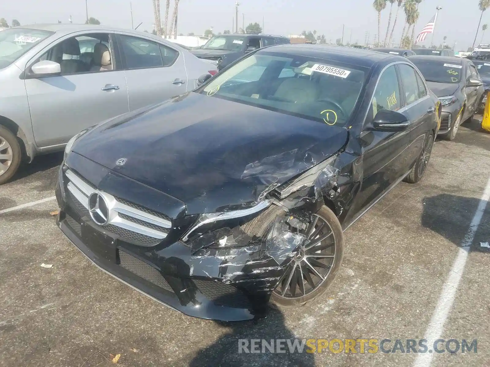 2 Photograph of a damaged car 55SWF8DB1LU328194 MERCEDES-BENZ C CLASS 2020