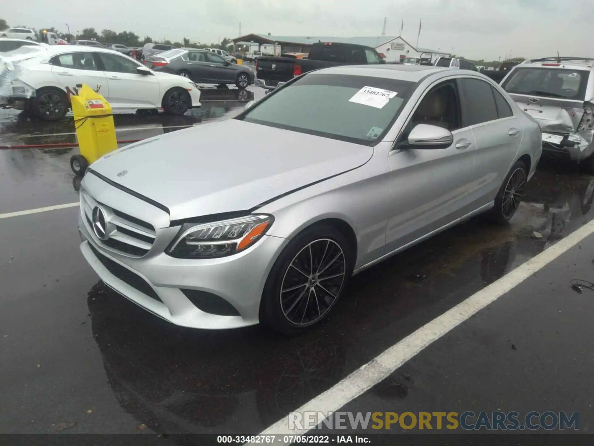 2 Photograph of a damaged car 55SWF8DB2LU327779 MERCEDES-BENZ C-CLASS 2020