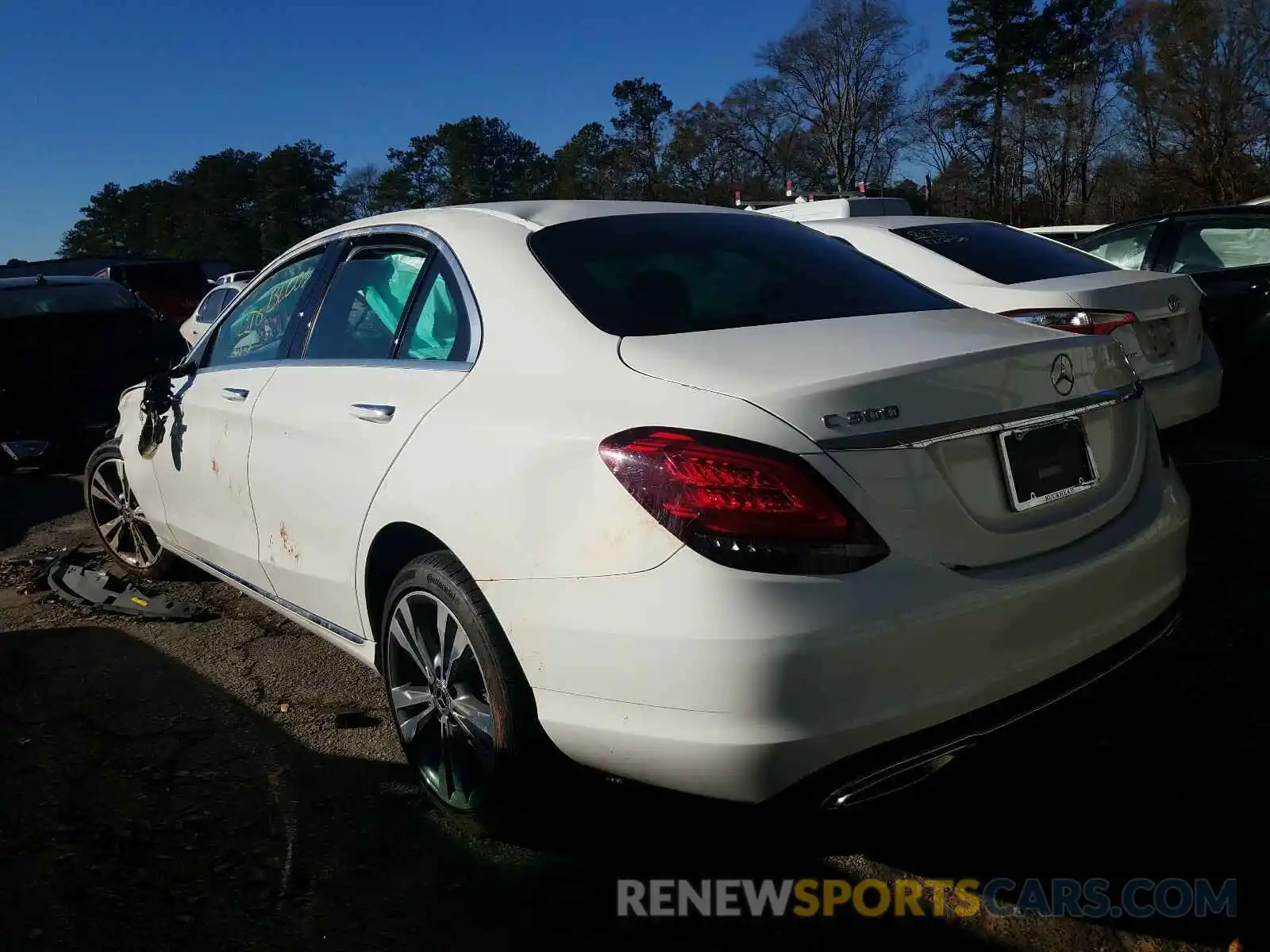 3 Photograph of a damaged car 55SWF8DB3LU325457 MERCEDES-BENZ C CLASS 2020