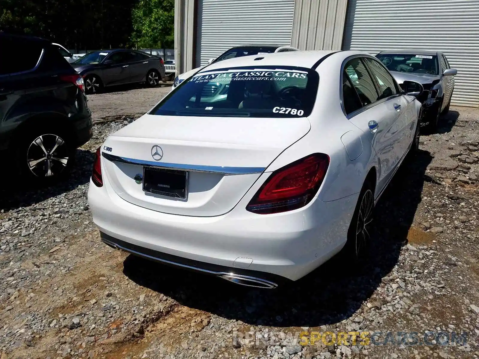 4 Photograph of a damaged car 55SWF8DB3LU329573 MERCEDES-BENZ C CLASS 2020