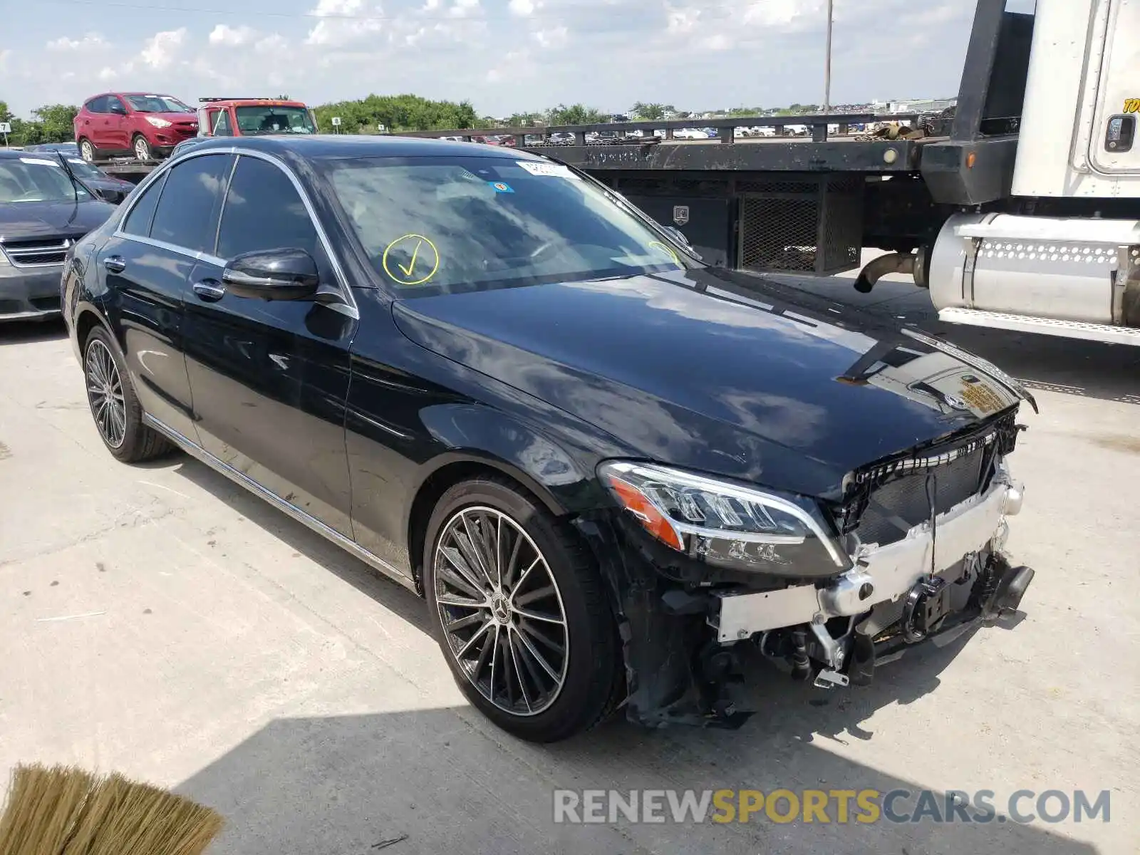 1 Photograph of a damaged car 55SWF8DB4LU323412 MERCEDES-BENZ C-CLASS 2020