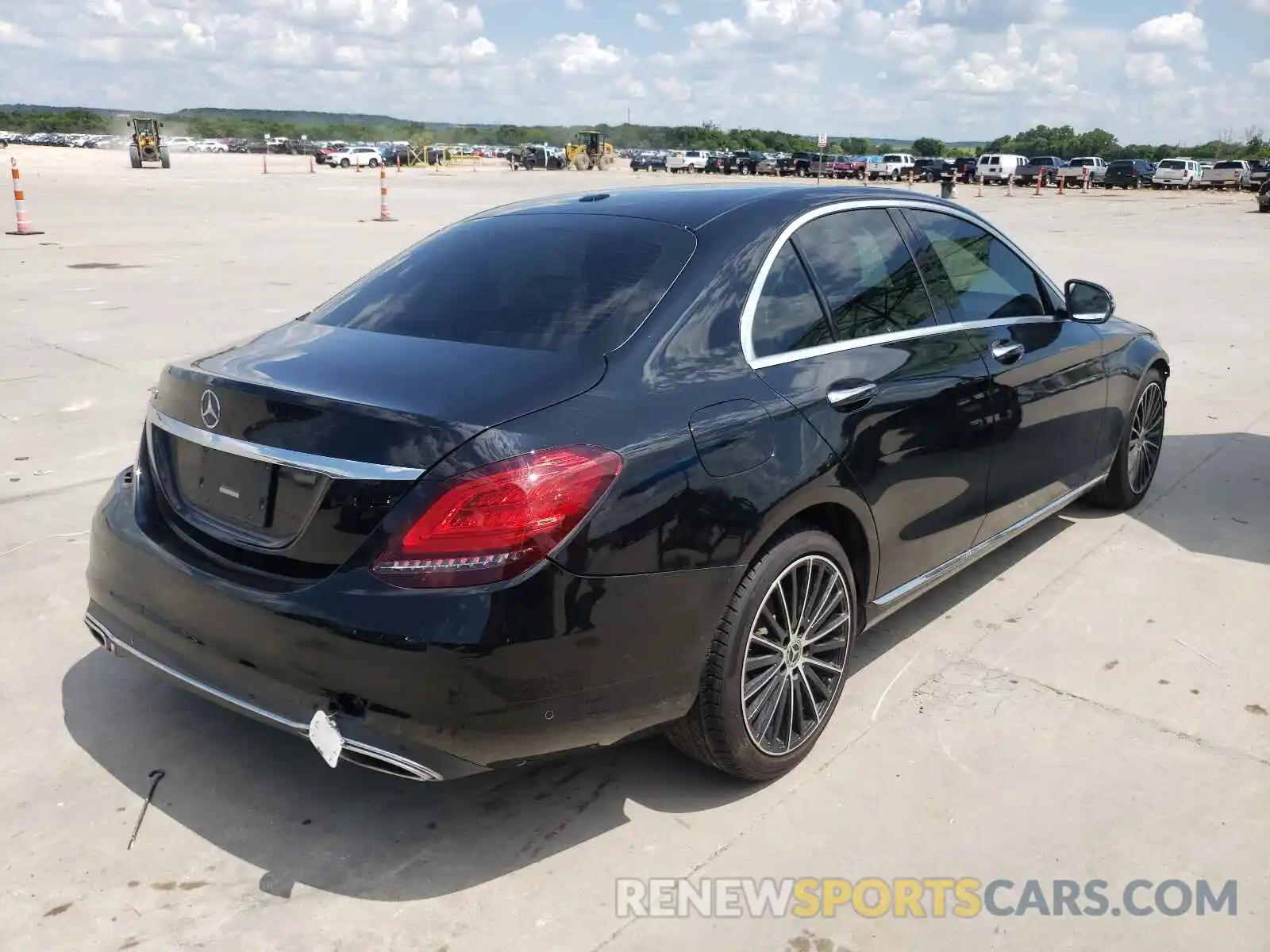 4 Photograph of a damaged car 55SWF8DB4LU323412 MERCEDES-BENZ C-CLASS 2020