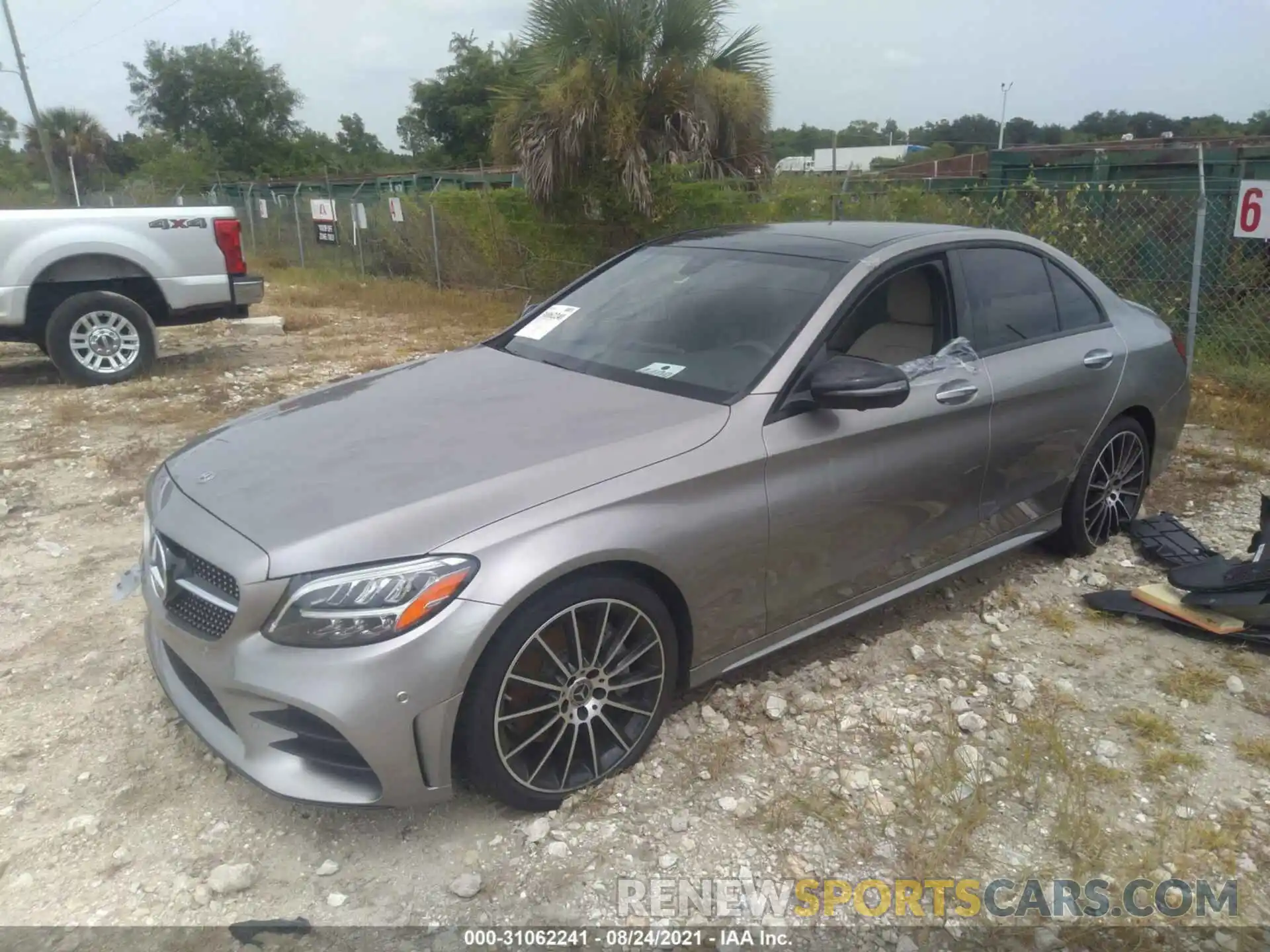 2 Photograph of a damaged car 55SWF8DB4LU324401 MERCEDES-BENZ C-CLASS 2020