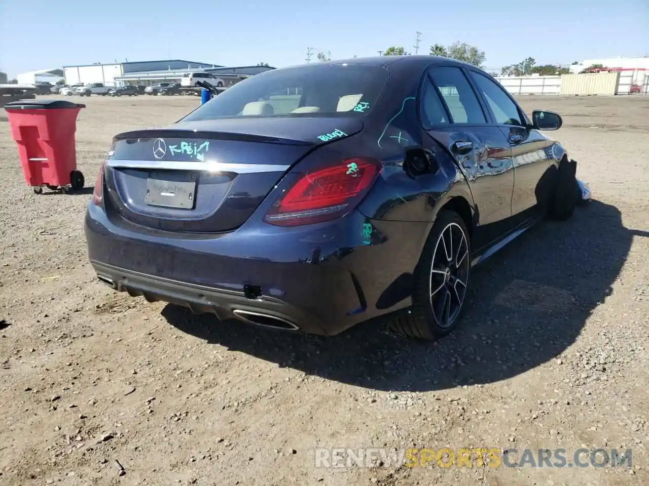 4 Photograph of a damaged car 55SWF8DB4LU325760 MERCEDES-BENZ C-CLASS 2020