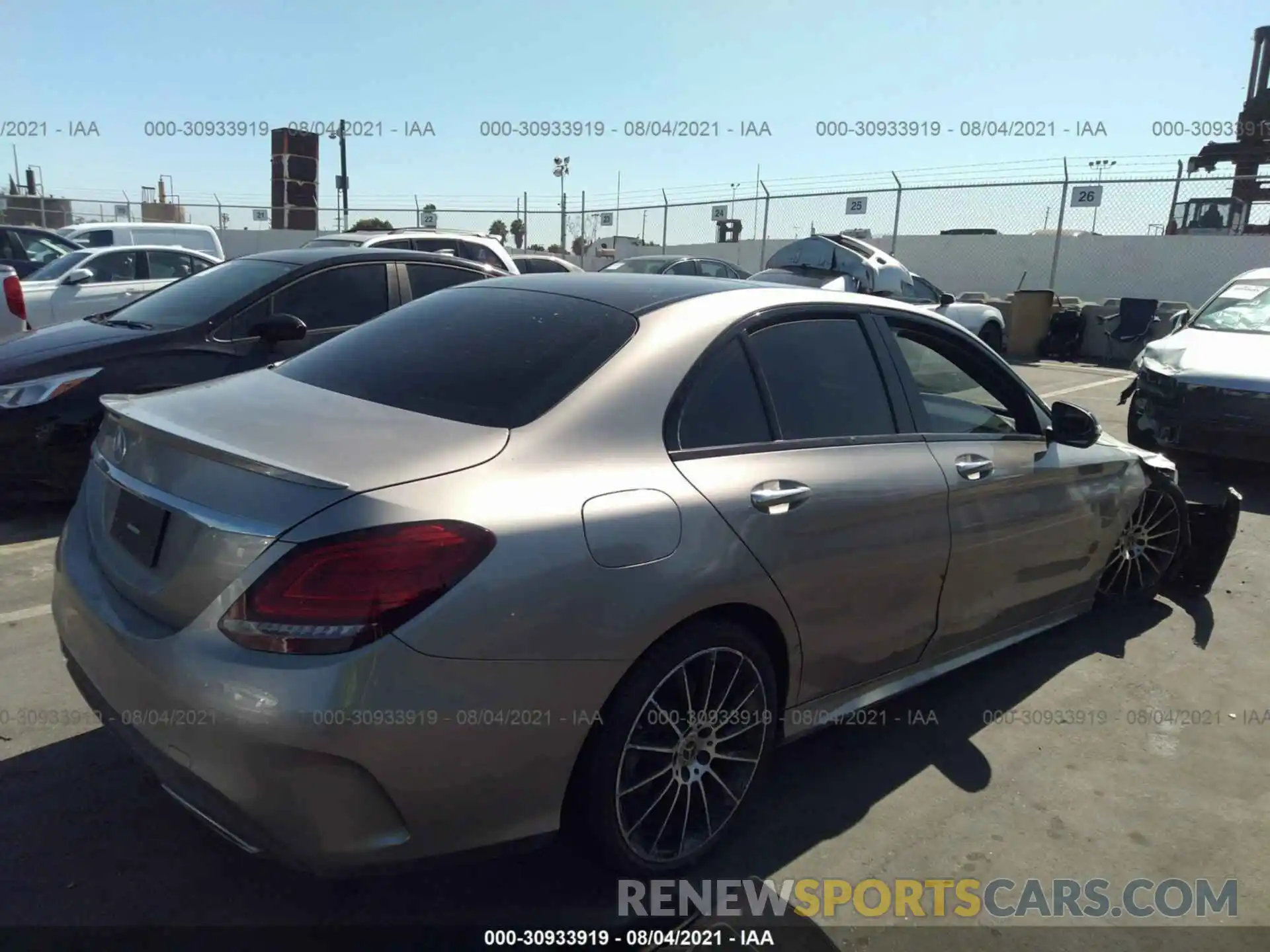 4 Photograph of a damaged car 55SWF8DB5LU323998 MERCEDES-BENZ C-CLASS 2020