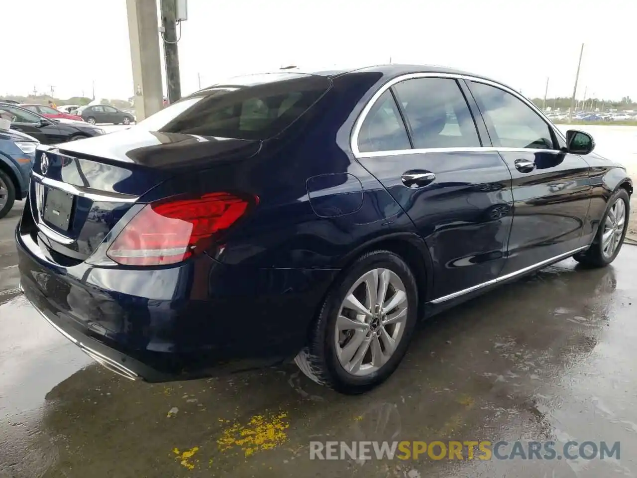 4 Photograph of a damaged car 55SWF8DB5LU324309 MERCEDES-BENZ C-CLASS 2020