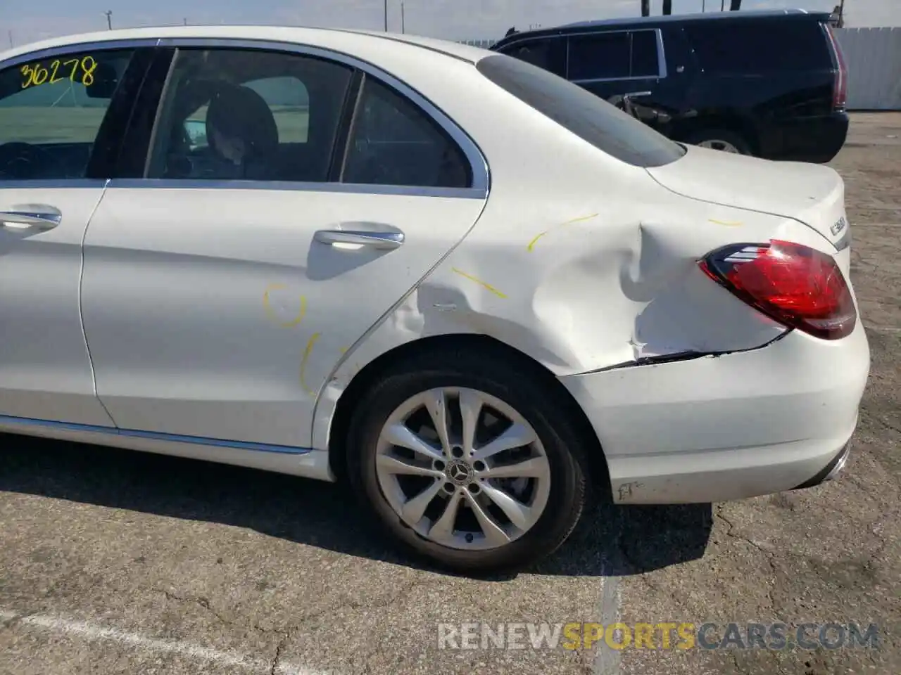 9 Photograph of a damaged car 55SWF8DB6LU323718 MERCEDES-BENZ C-CLASS 2020