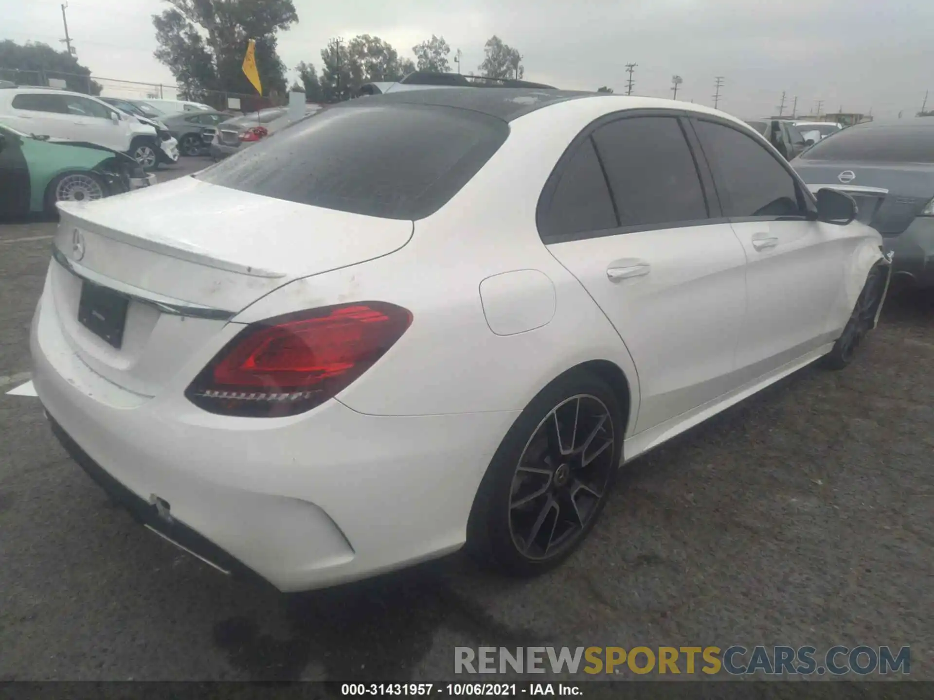 4 Photograph of a damaged car 55SWF8DB6LU324125 MERCEDES-BENZ C-CLASS 2020