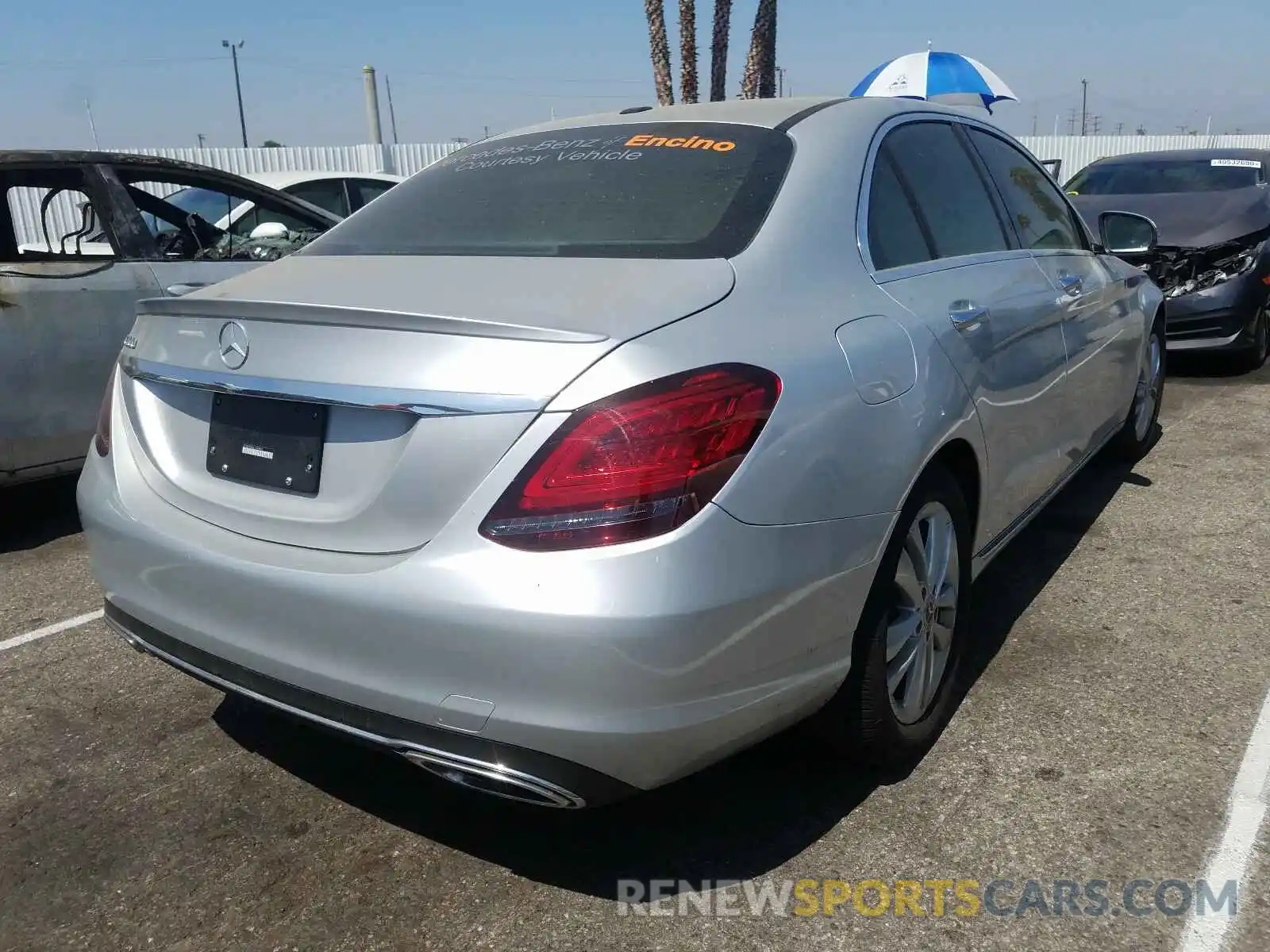 4 Photograph of a damaged car 55SWF8DB6LU324450 MERCEDES-BENZ C CLASS 2020