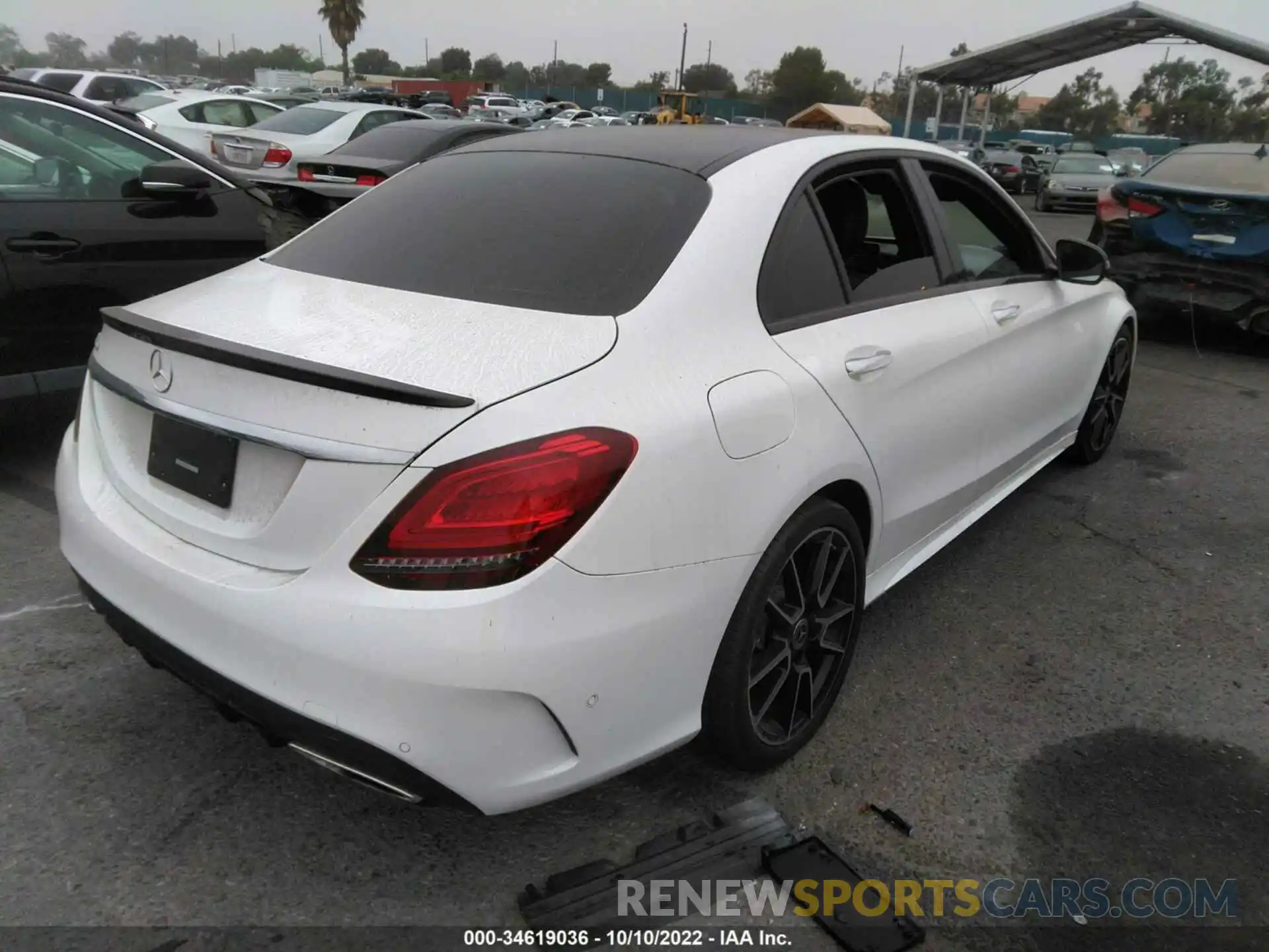 4 Photograph of a damaged car 55SWF8DB6LU324478 MERCEDES-BENZ C-CLASS 2020