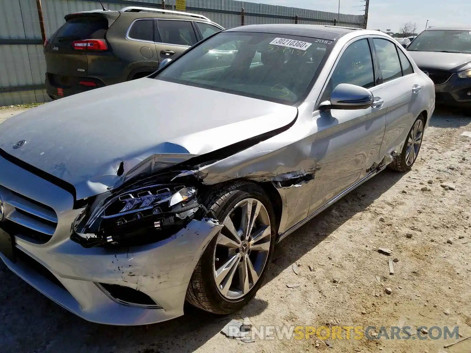 9 Photograph of a damaged car 55SWF8DB6LU327431 MERCEDES-BENZ C CLASS 2020