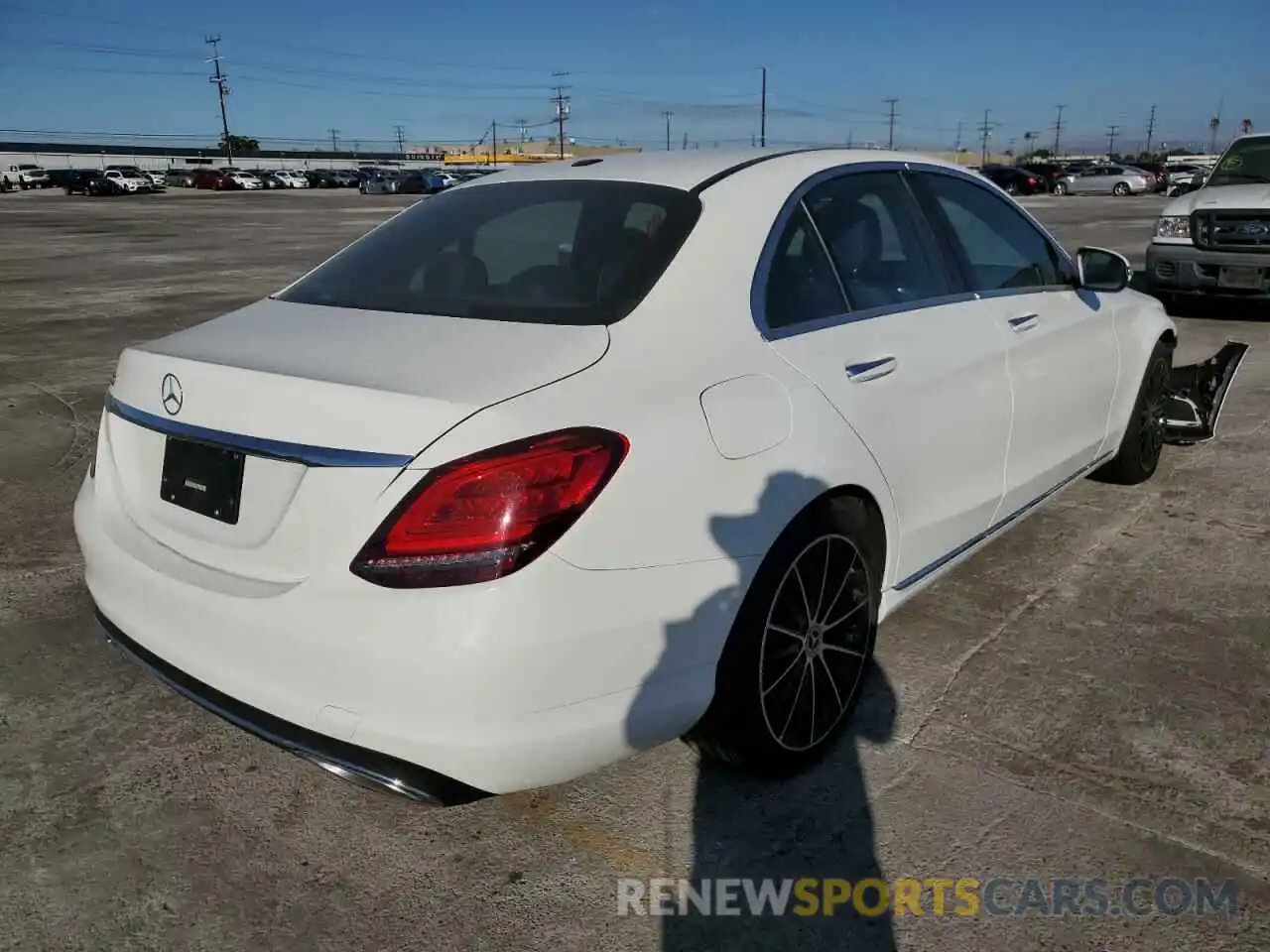 4 Photograph of a damaged car 55SWF8DB6LU329423 MERCEDES-BENZ C-CLASS 2020