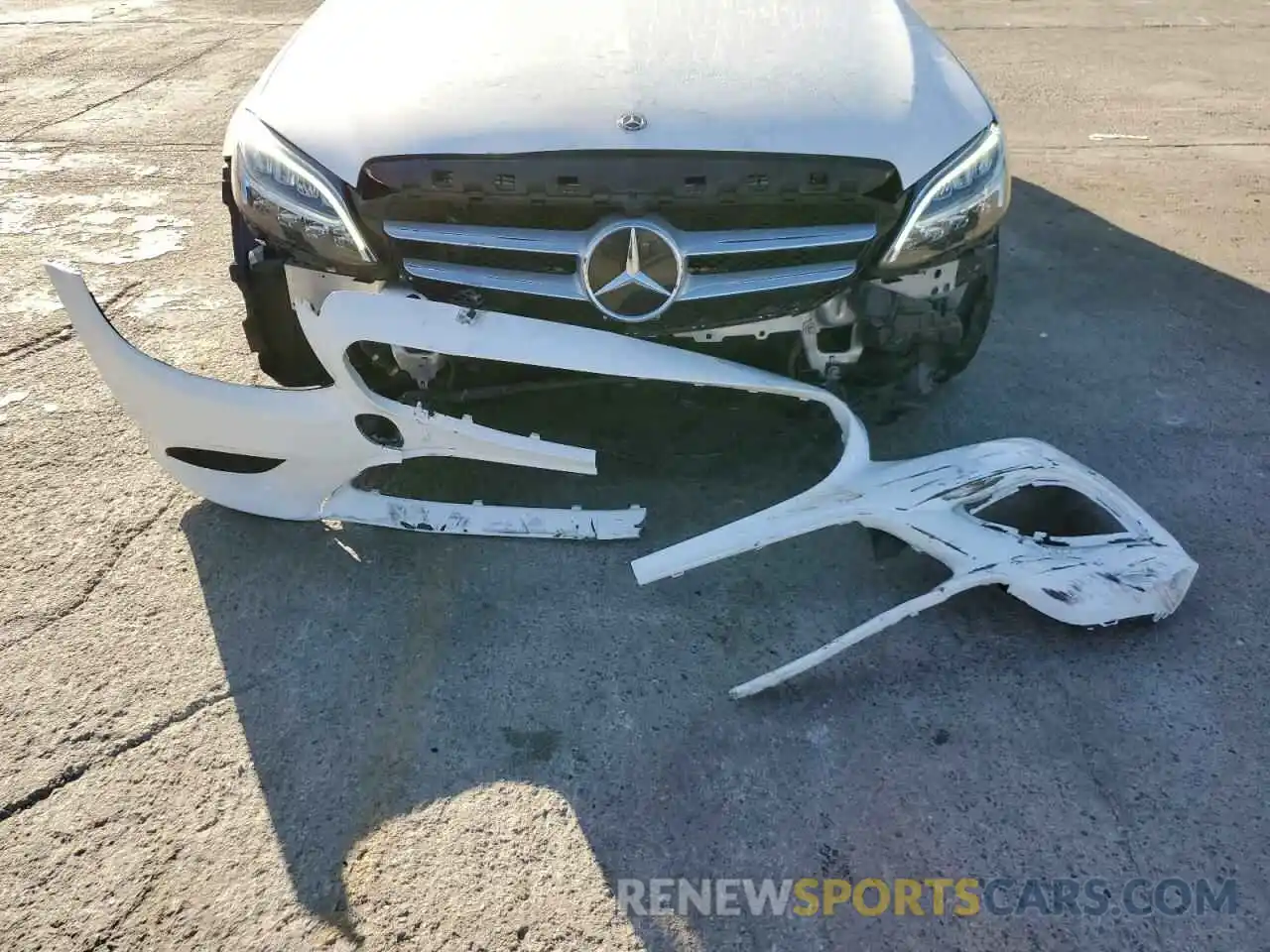 9 Photograph of a damaged car 55SWF8DB6LU329423 MERCEDES-BENZ C-CLASS 2020