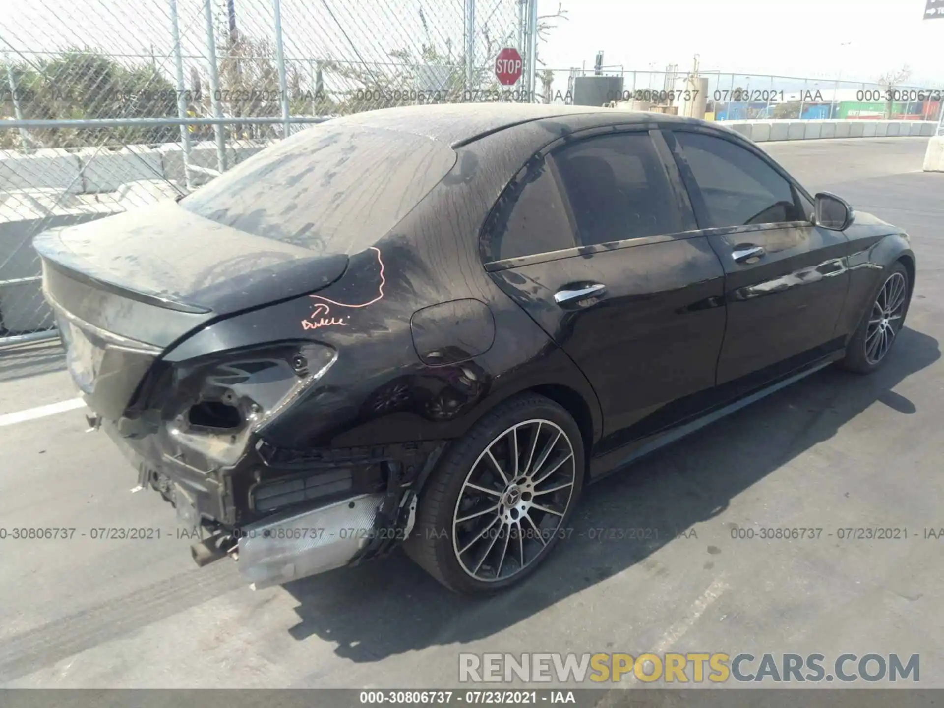 4 Photograph of a damaged car 55SWF8DB7LU324568 MERCEDES-BENZ C-CLASS 2020