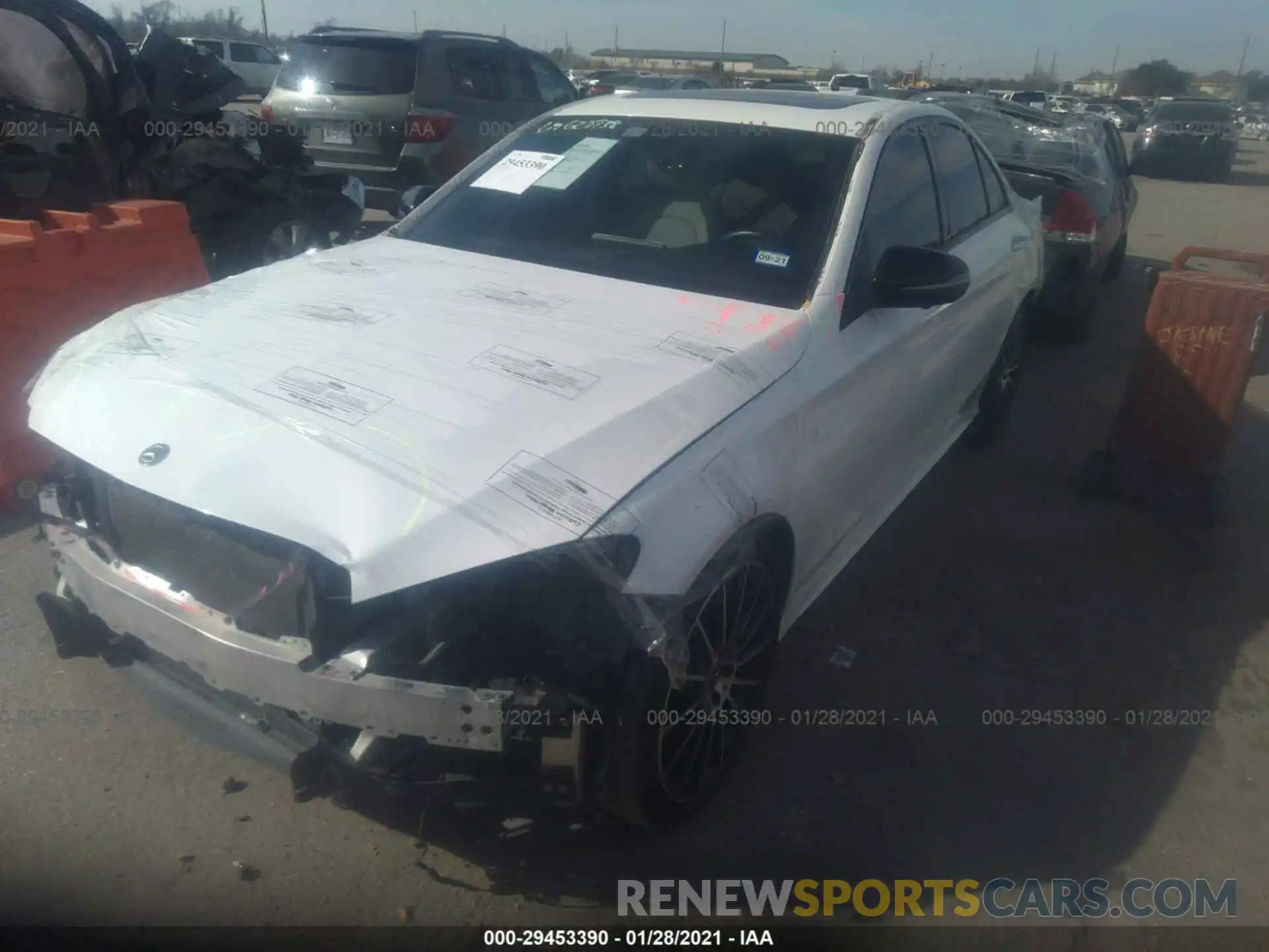 2 Фотография поврежденного автомобиля 55SWF8DB7LU325770 MERCEDES-BENZ C-CLASS 2020
