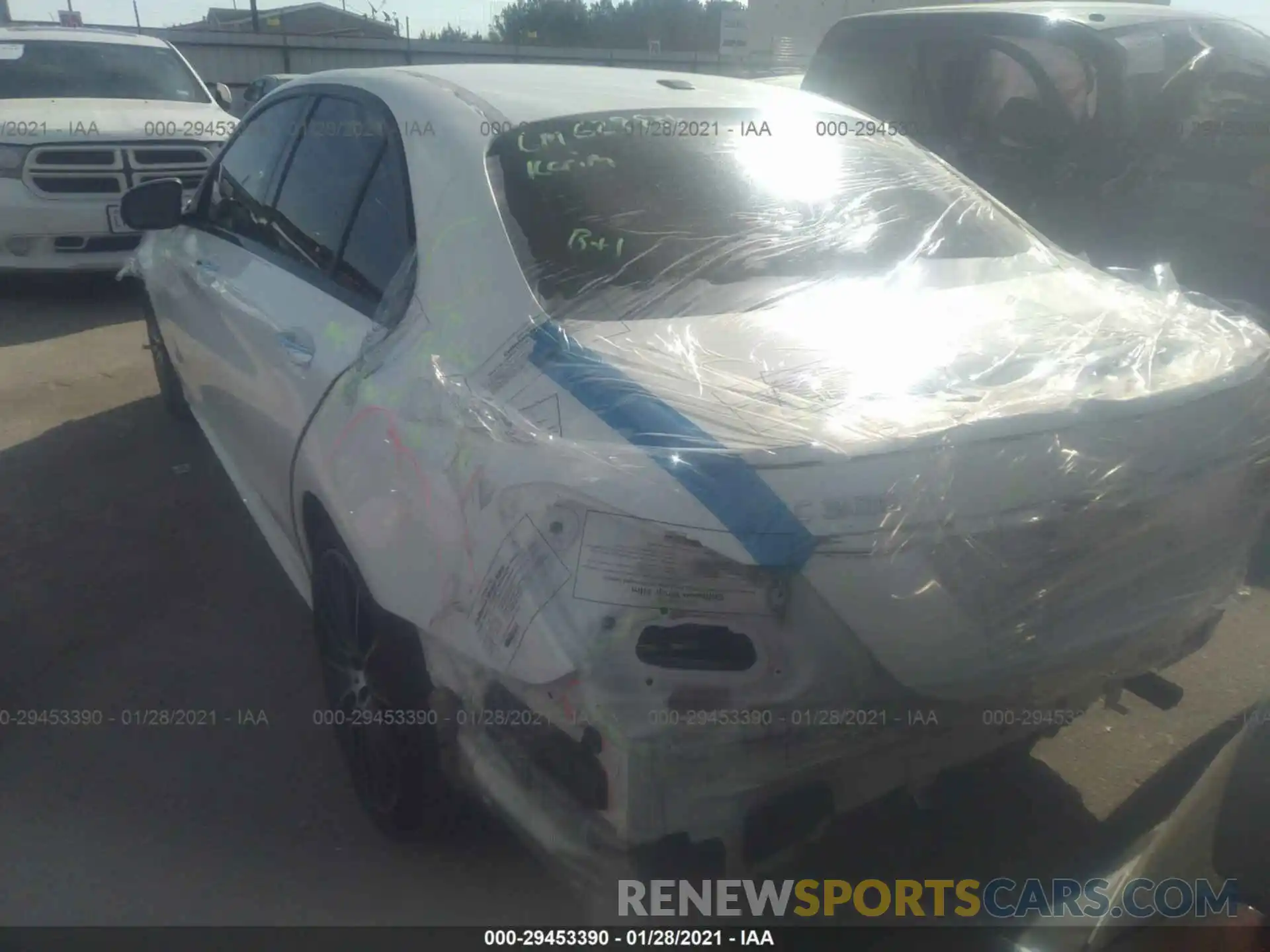 3 Фотография поврежденного автомобиля 55SWF8DB7LU325770 MERCEDES-BENZ C-CLASS 2020