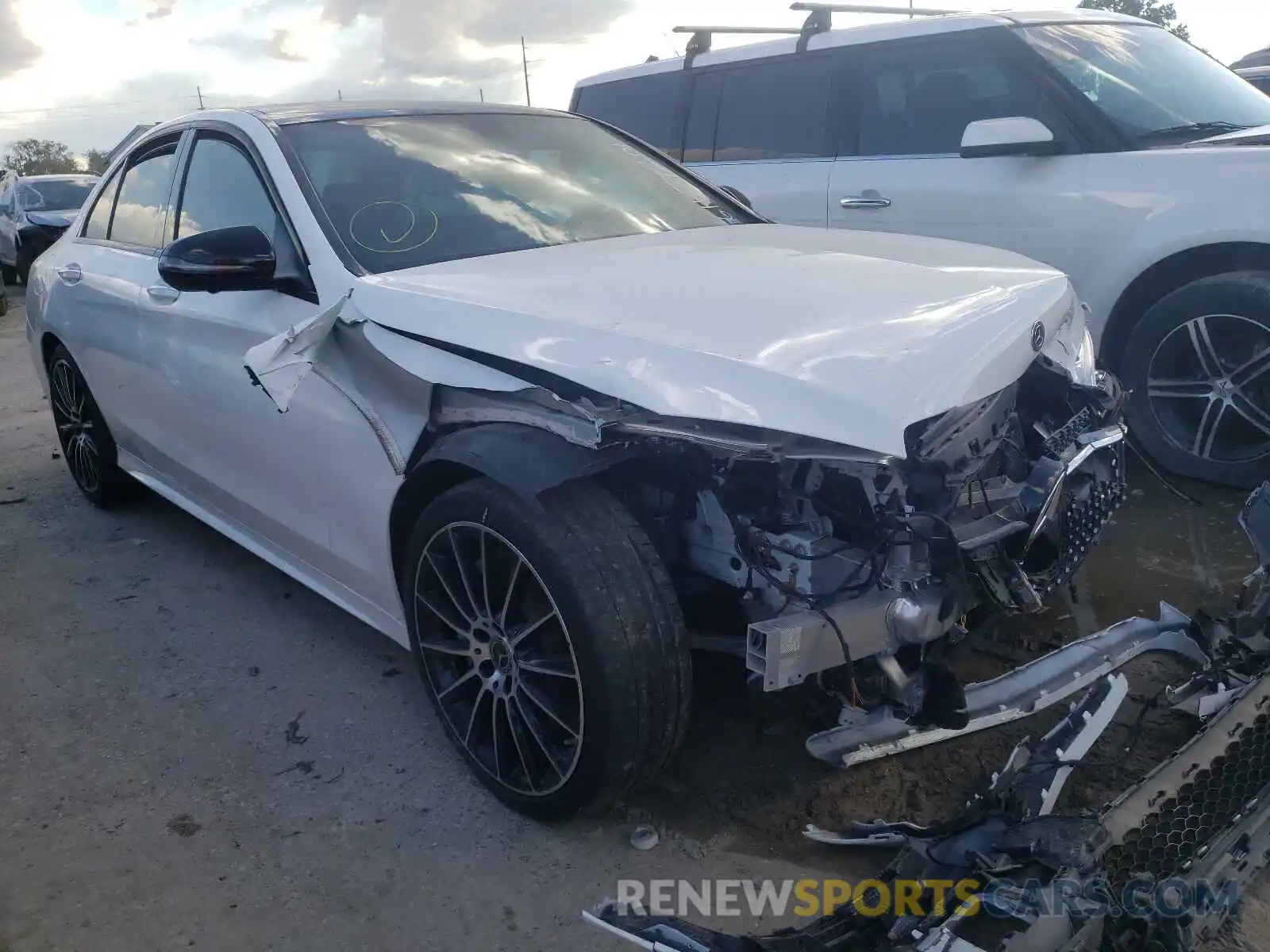 1 Photograph of a damaged car 55SWF8DB7LU329740 MERCEDES-BENZ C-CLASS 2020