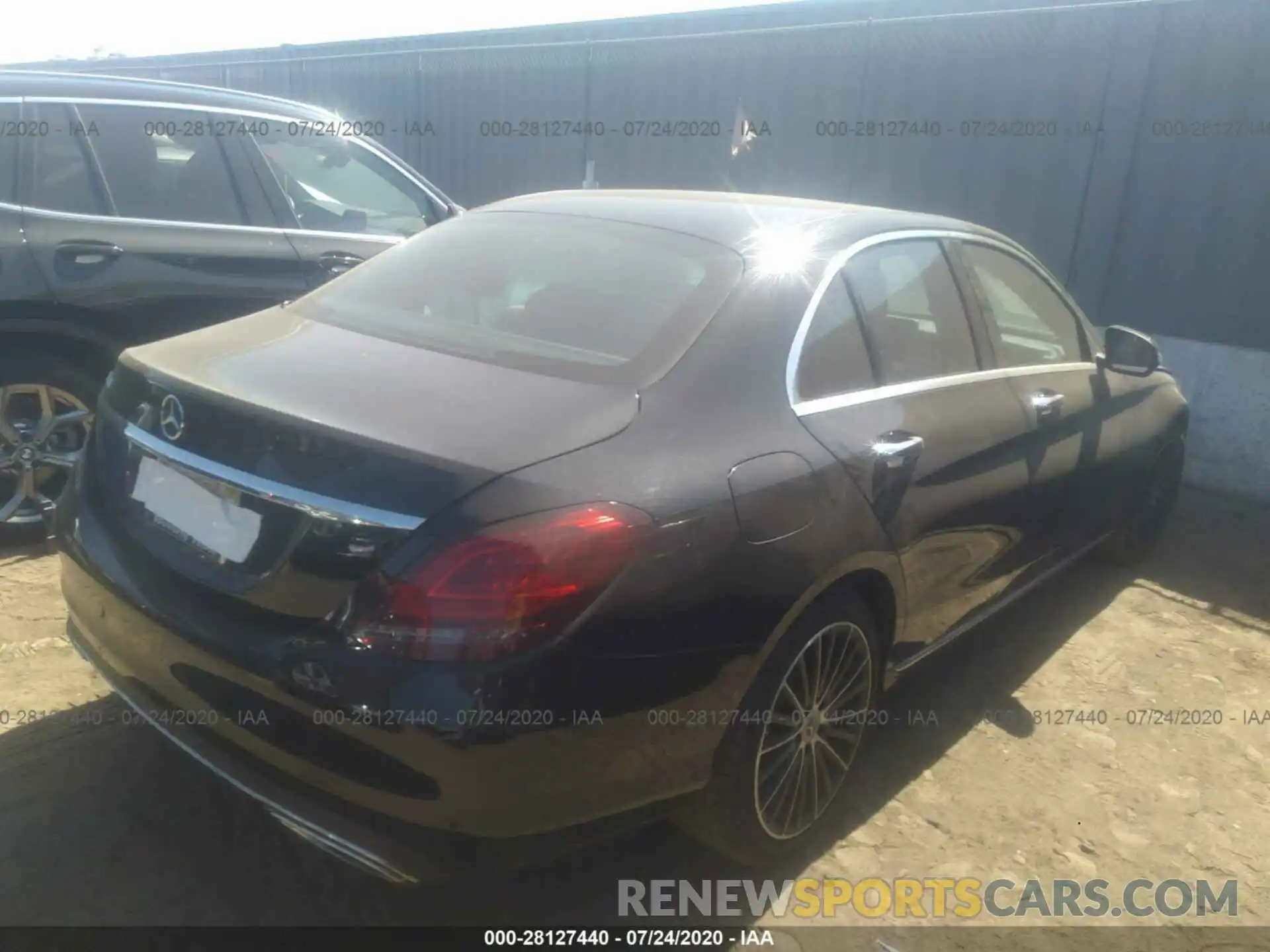 4 Photograph of a damaged car 55SWF8DB8LU323638 MERCEDES-BENZ C-CLASS 2020