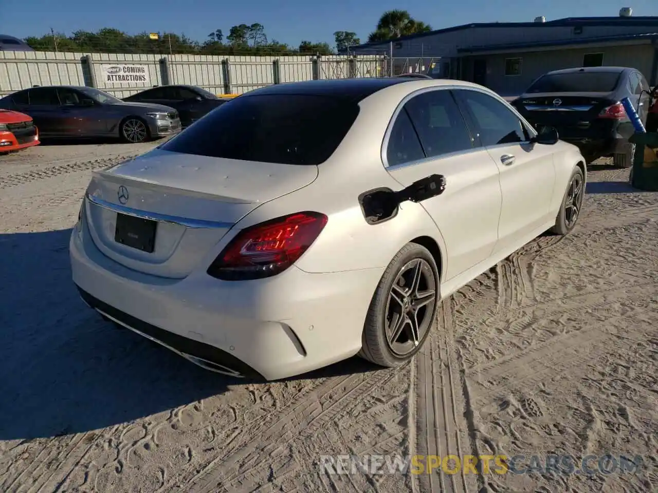 4 Photograph of a damaged car 55SWF8DB8LU324983 MERCEDES-BENZ C-CLASS 2020