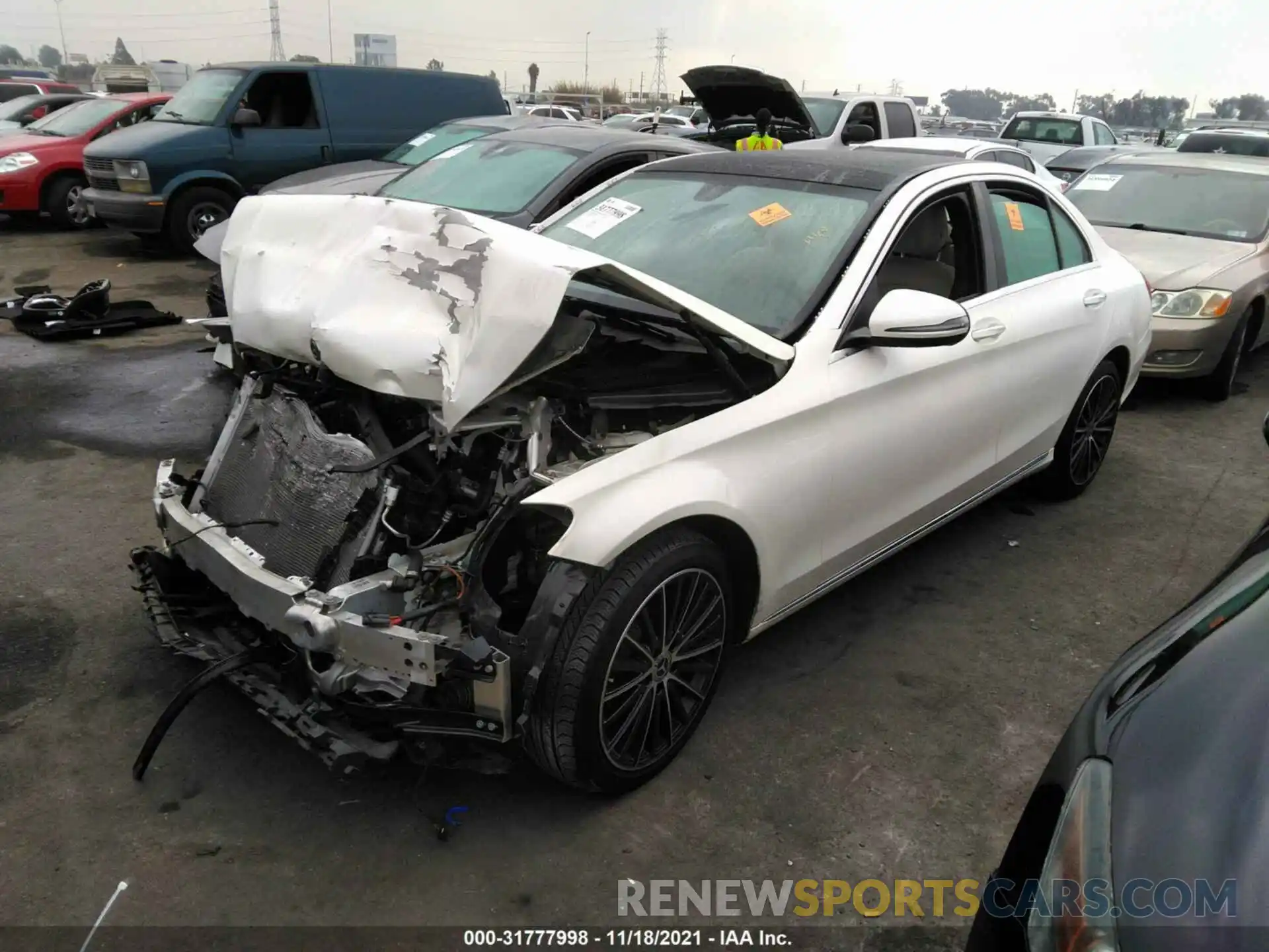 2 Photograph of a damaged car 55SWF8DB9LU323423 MERCEDES-BENZ C-CLASS 2020