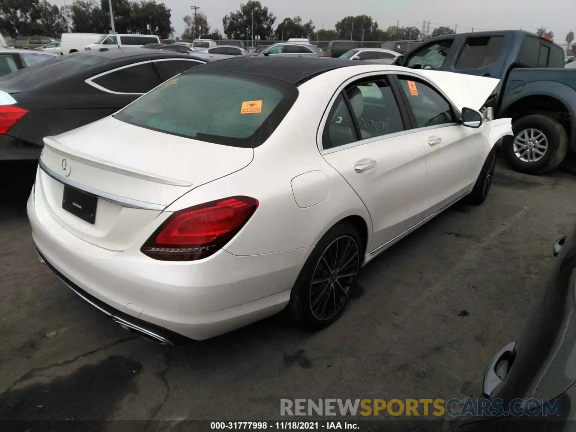 4 Photograph of a damaged car 55SWF8DB9LU323423 MERCEDES-BENZ C-CLASS 2020