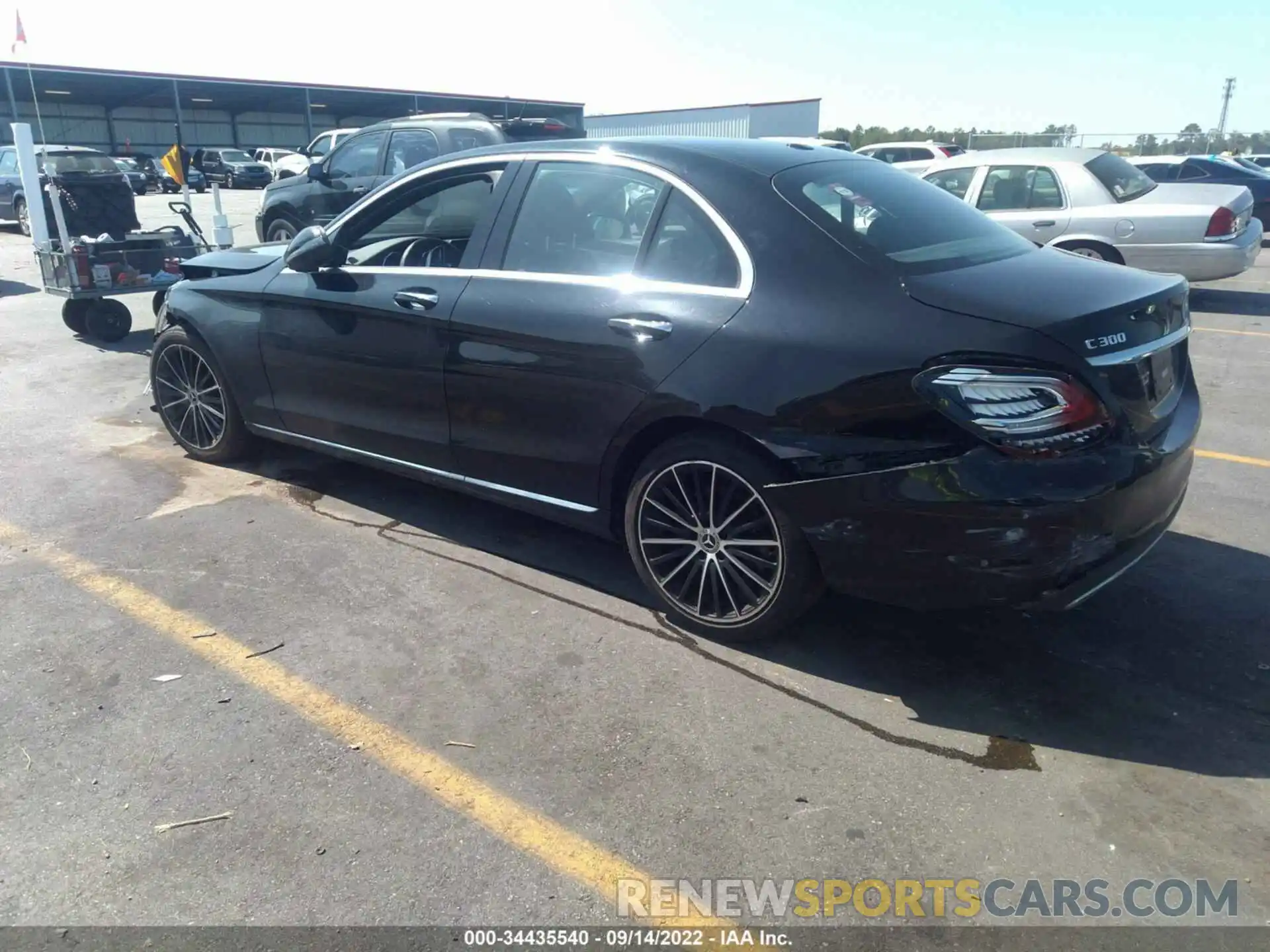 3 Photograph of a damaged car 55SWF8DBXLU323446 MERCEDES-BENZ C-CLASS 2020