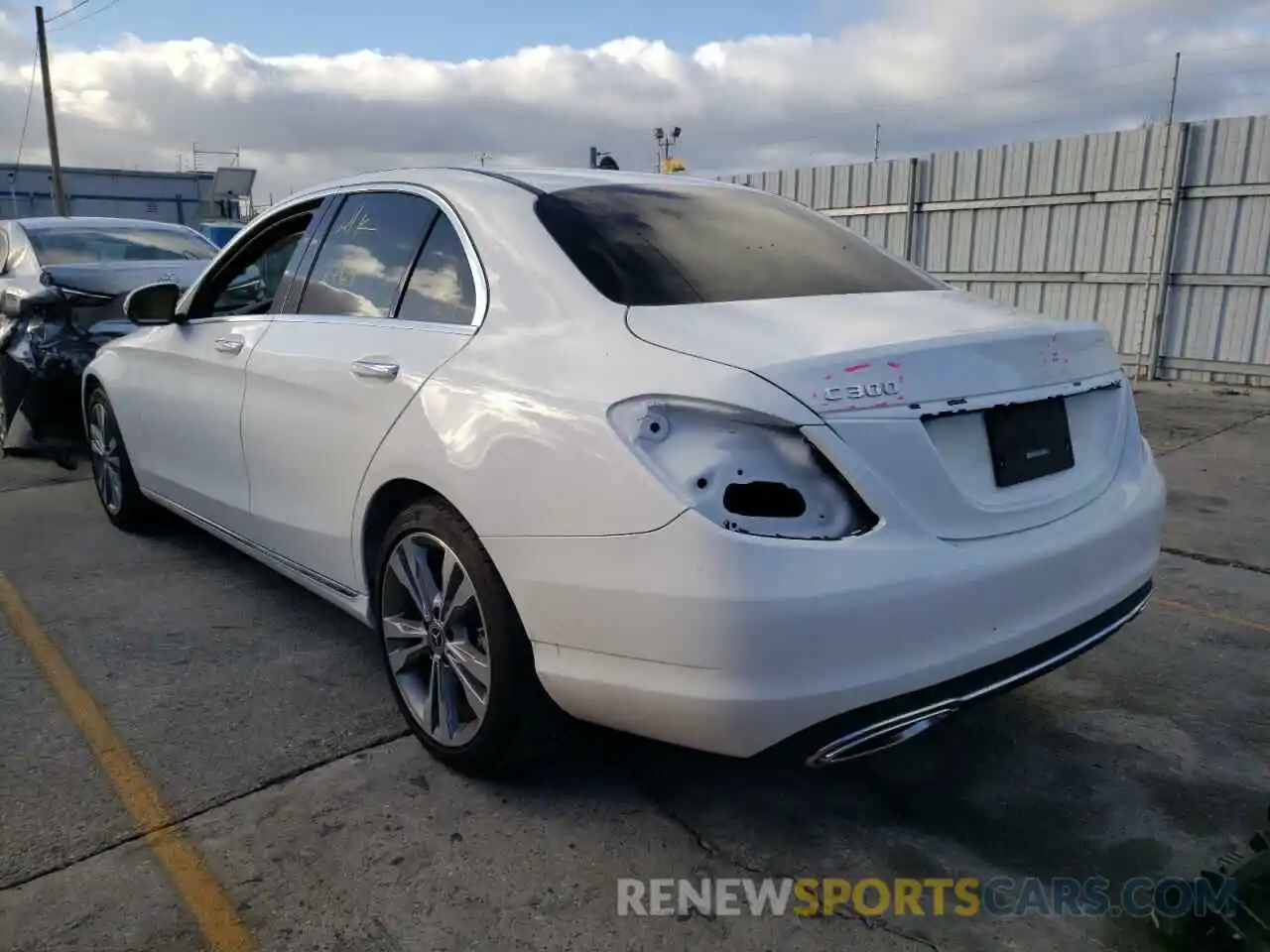 3 Photograph of a damaged car 55SWF8DBXLU325827 MERCEDES-BENZ C-CLASS 2020