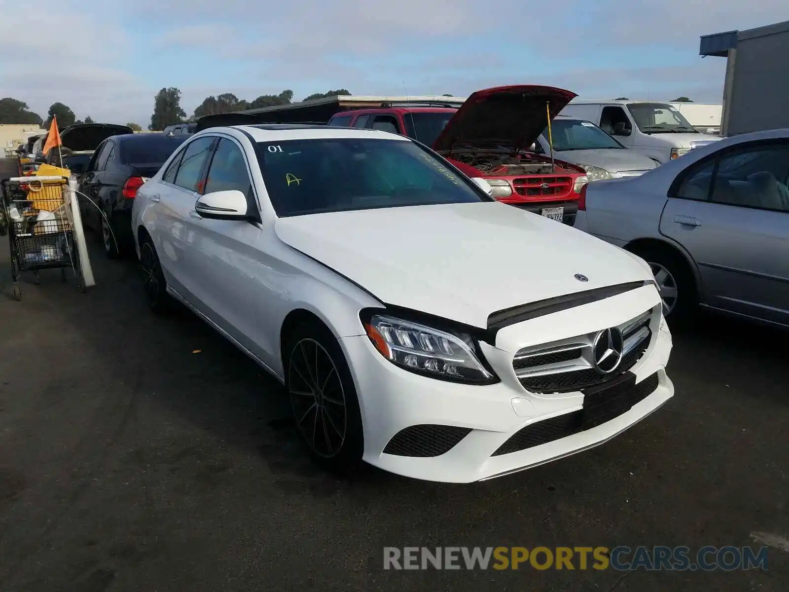 1 Photograph of a damaged car 55SWF8DBXLU325844 MERCEDES-BENZ C CLASS 2020