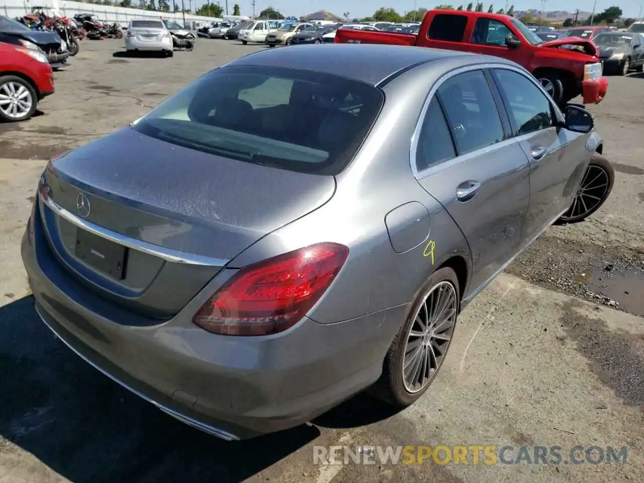 4 Photograph of a damaged car 55SWF8DBXLU328985 MERCEDES-BENZ C-CLASS 2020