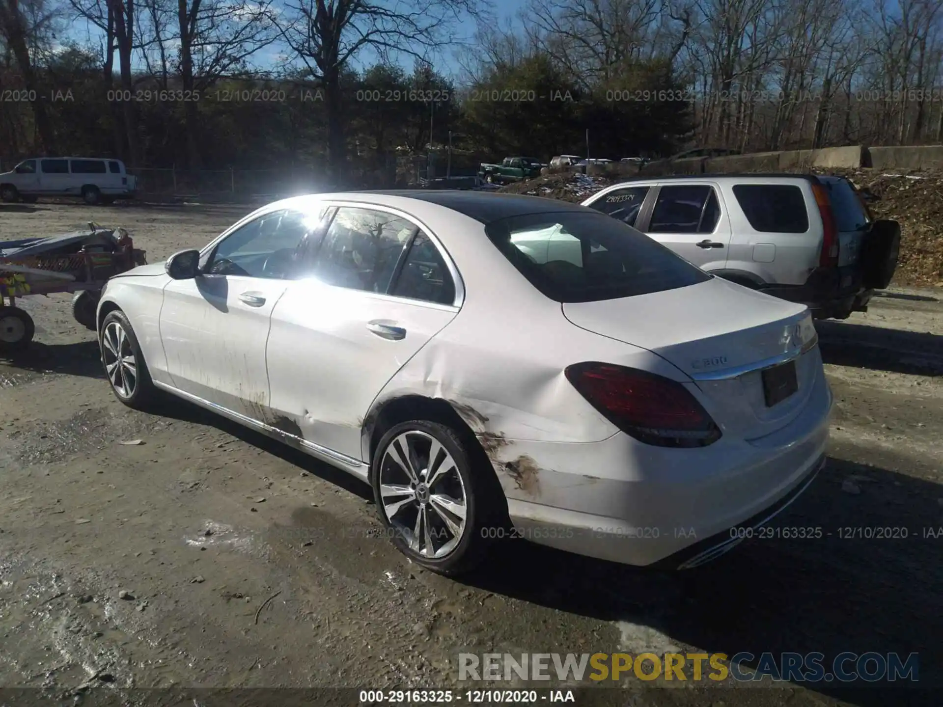 3 Photograph of a damaged car 55SWF8EB0LU324944 MERCEDES-BENZ C-CLASS 2020