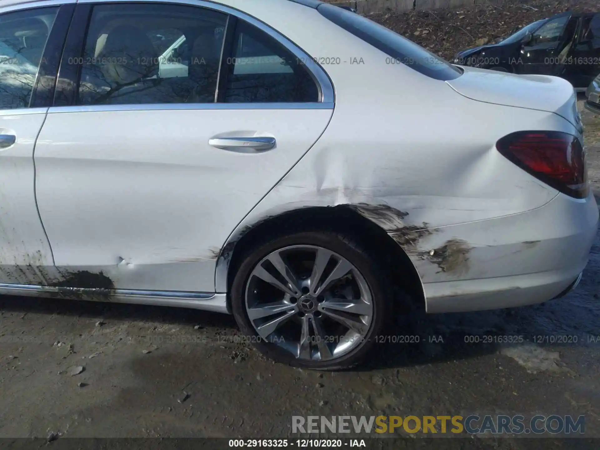 6 Photograph of a damaged car 55SWF8EB0LU324944 MERCEDES-BENZ C-CLASS 2020