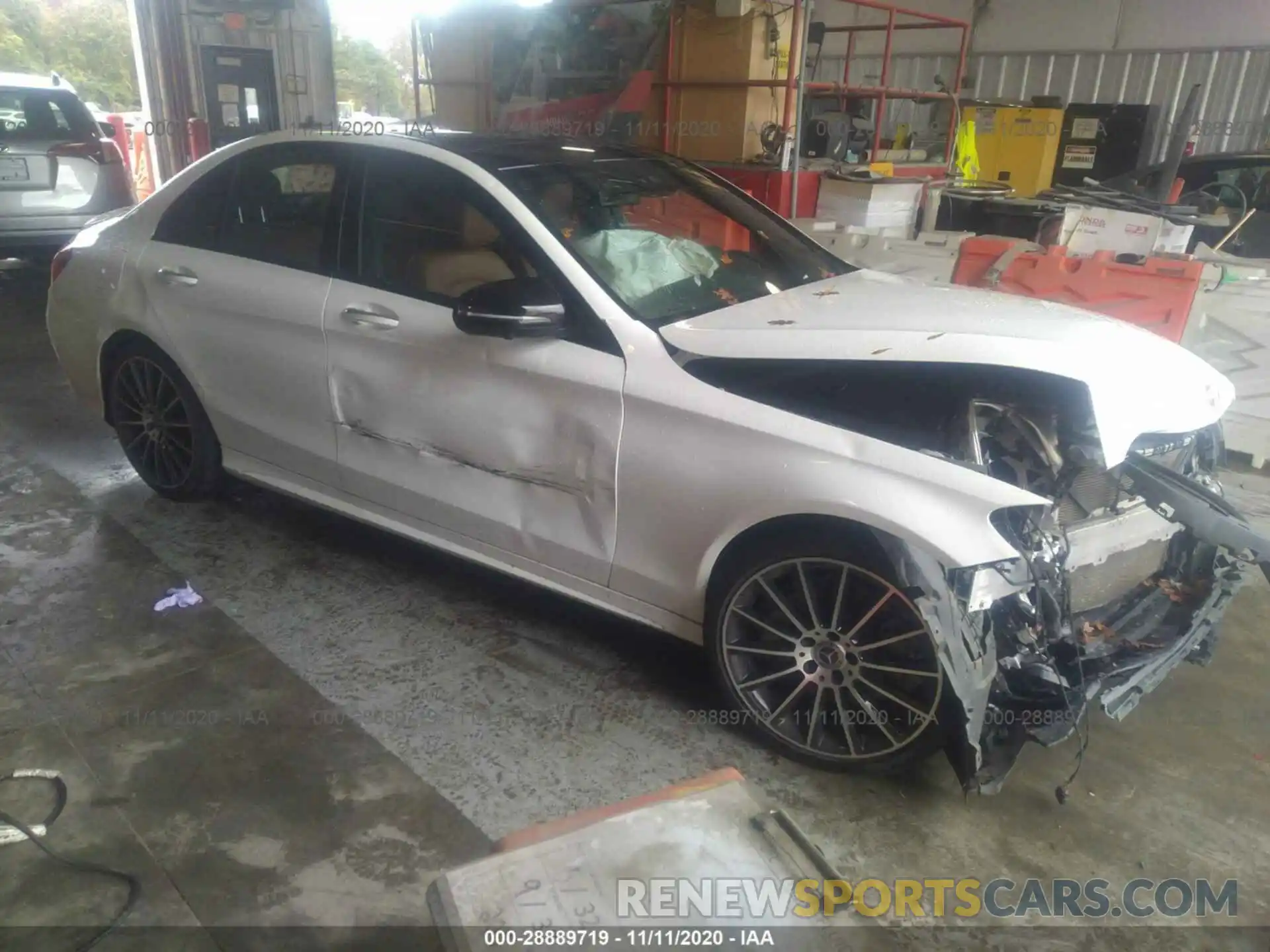 1 Фотография поврежденного автомобиля 55SWF8EB0LU327648 MERCEDES-BENZ C-CLASS 2020