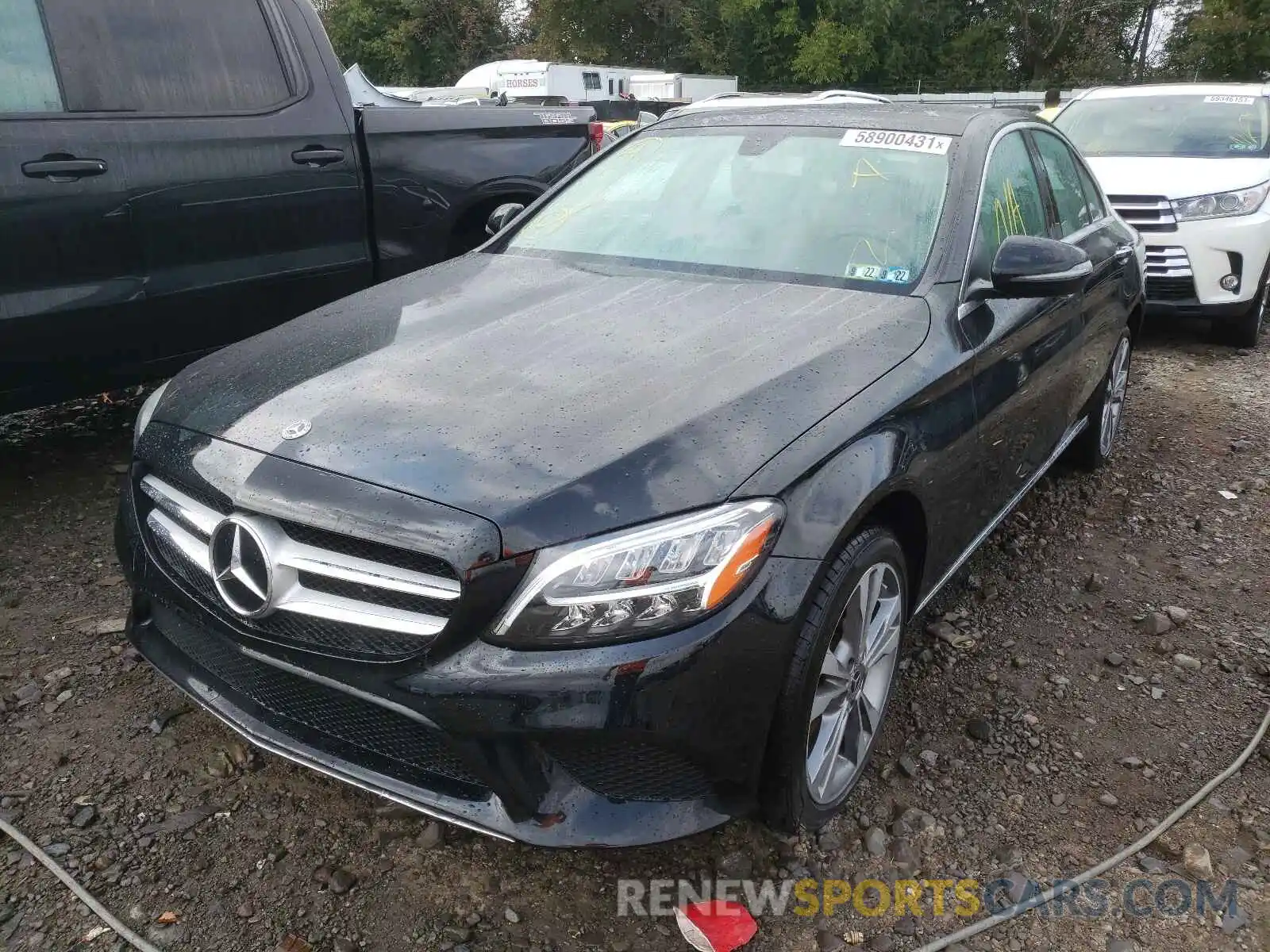 2 Photograph of a damaged car 55SWF8EB1LU325181 MERCEDES-BENZ C-CLASS 2020