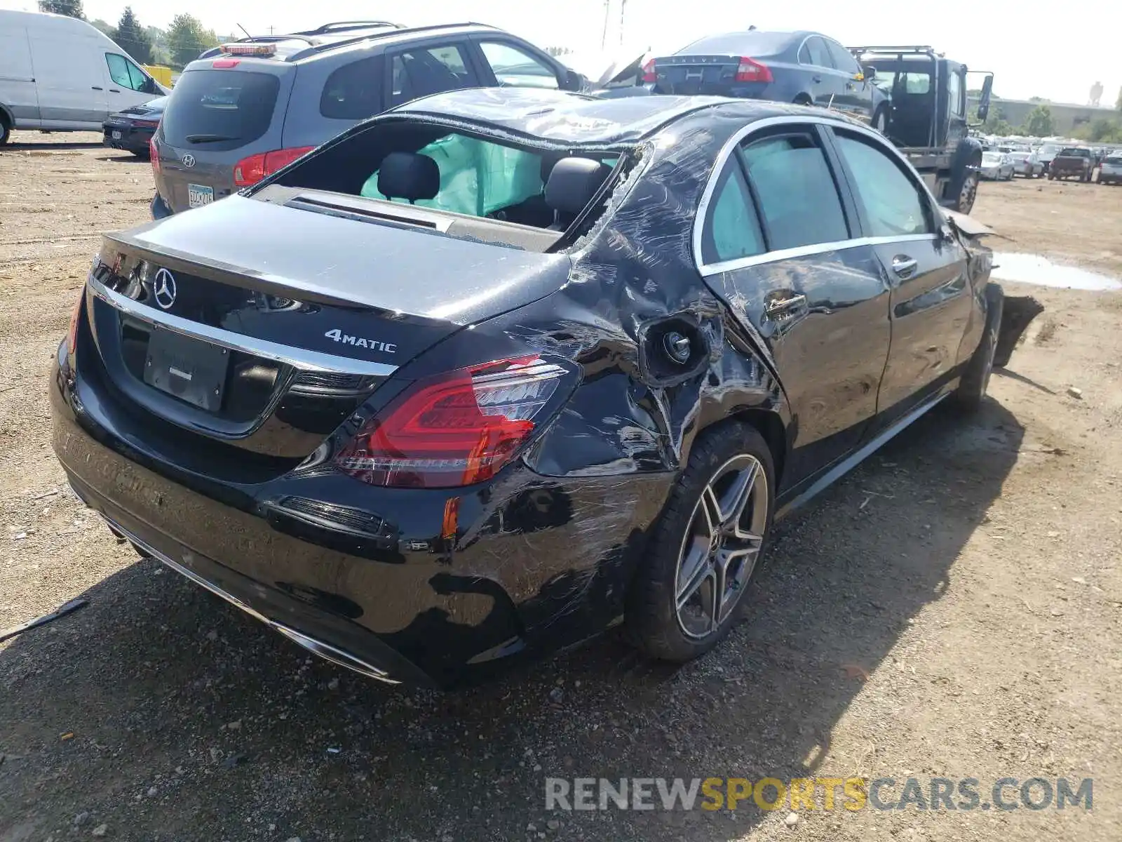 4 Photograph of a damaged car 55SWF8EB1LU332695 MERCEDES-BENZ C-CLASS 2020