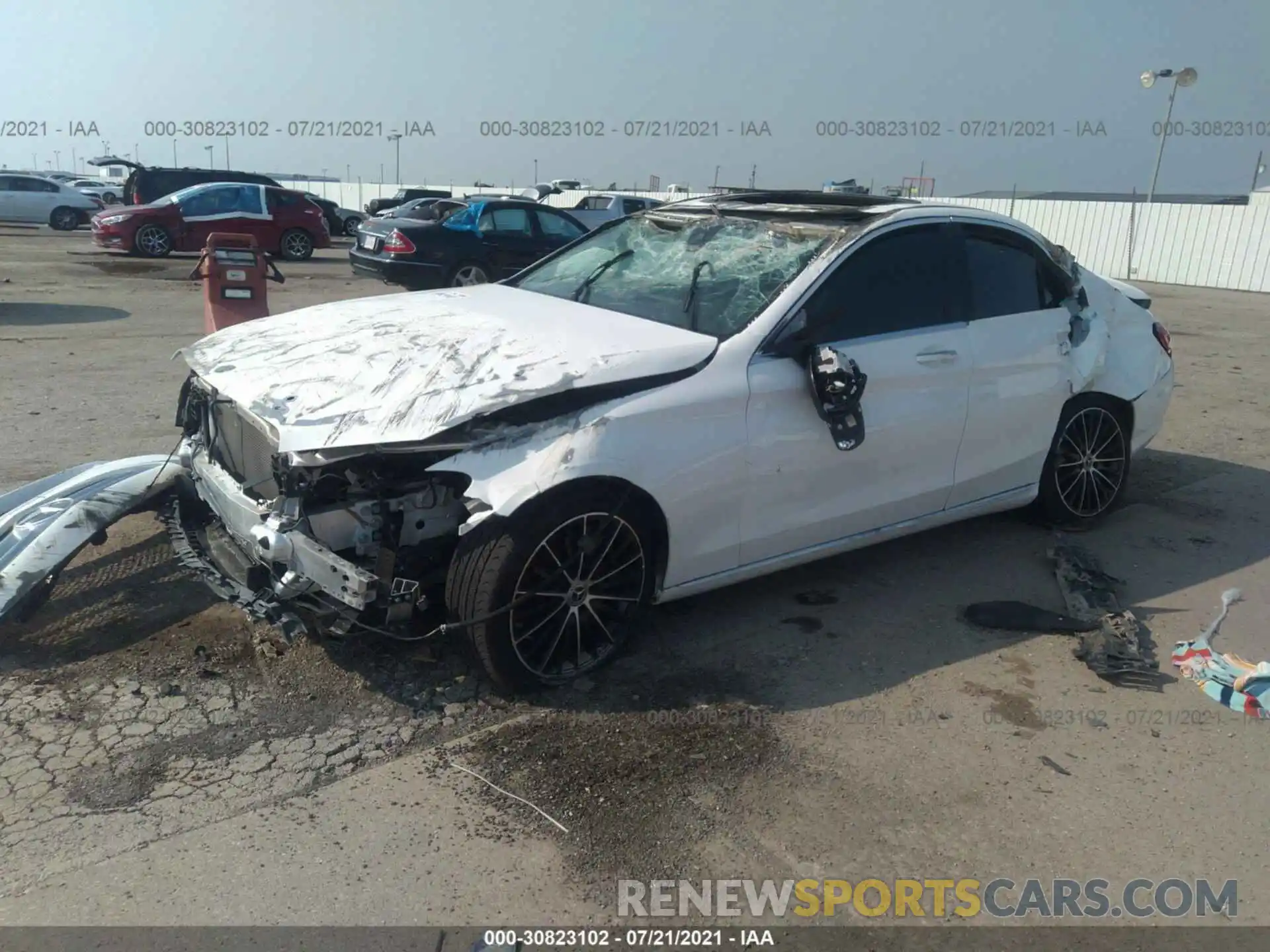 2 Photograph of a damaged car 55SWF8EB2LU326971 MERCEDES-BENZ C-CLASS 2020