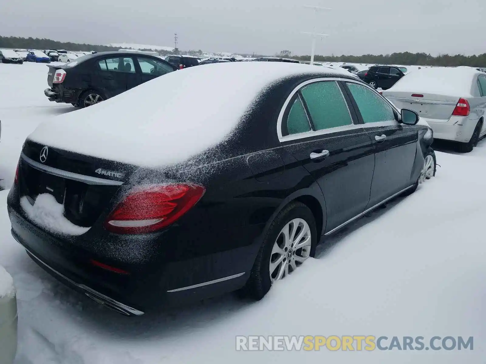 4 Photograph of a damaged car 55SWF8EB3LU322816 MERCEDES-BENZ C CLASS 2020