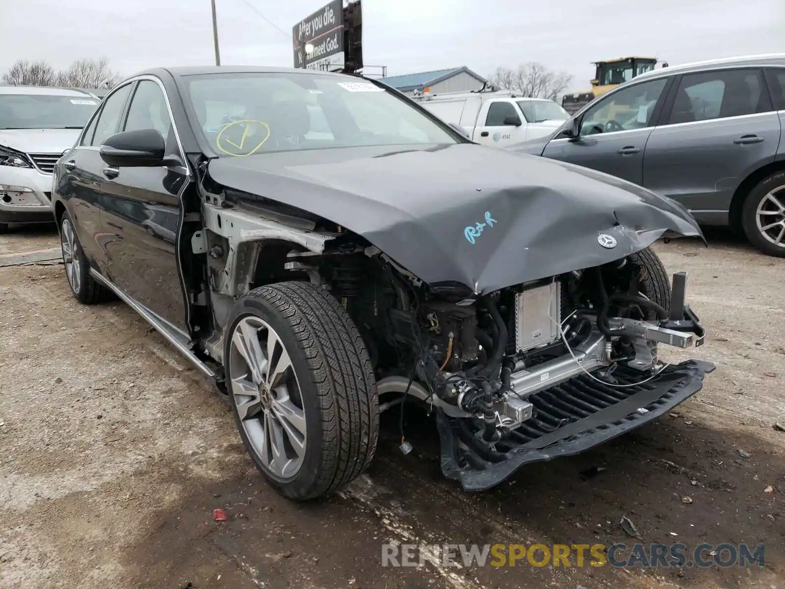 1 Photograph of a damaged car 55SWF8EB3LU332584 MERCEDES-BENZ C CLASS 2020