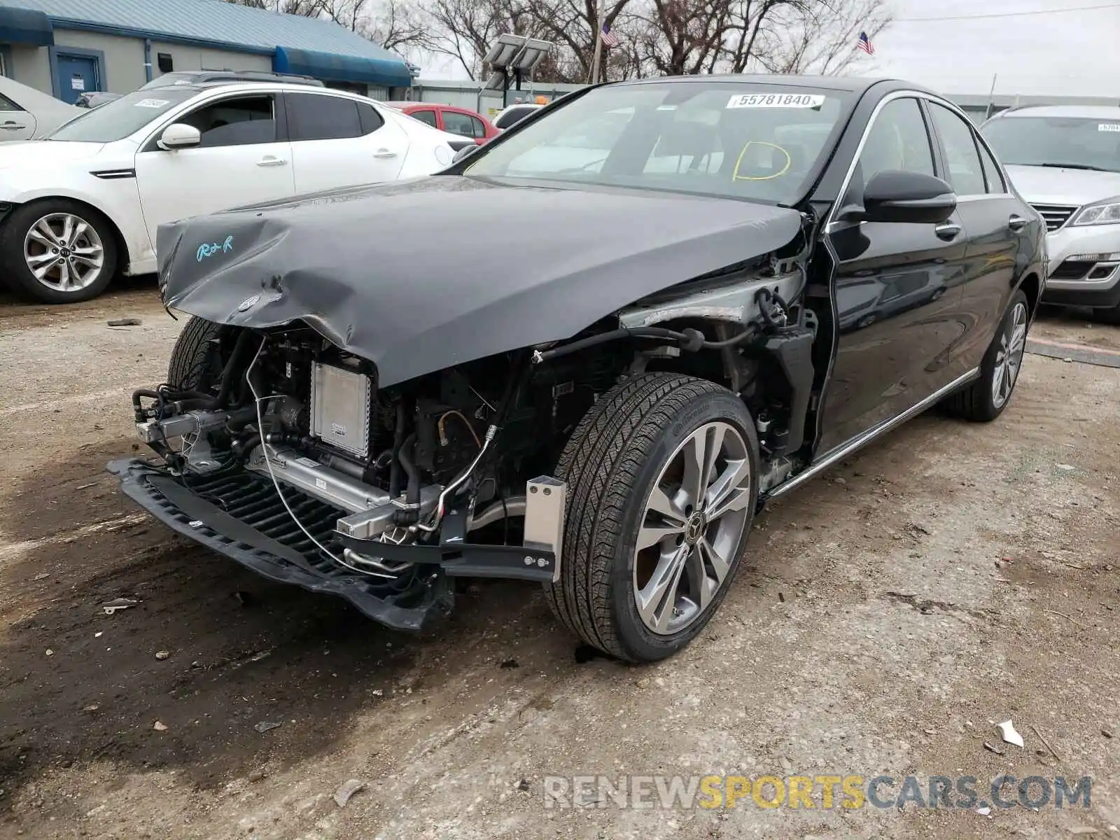 2 Photograph of a damaged car 55SWF8EB3LU332584 MERCEDES-BENZ C CLASS 2020